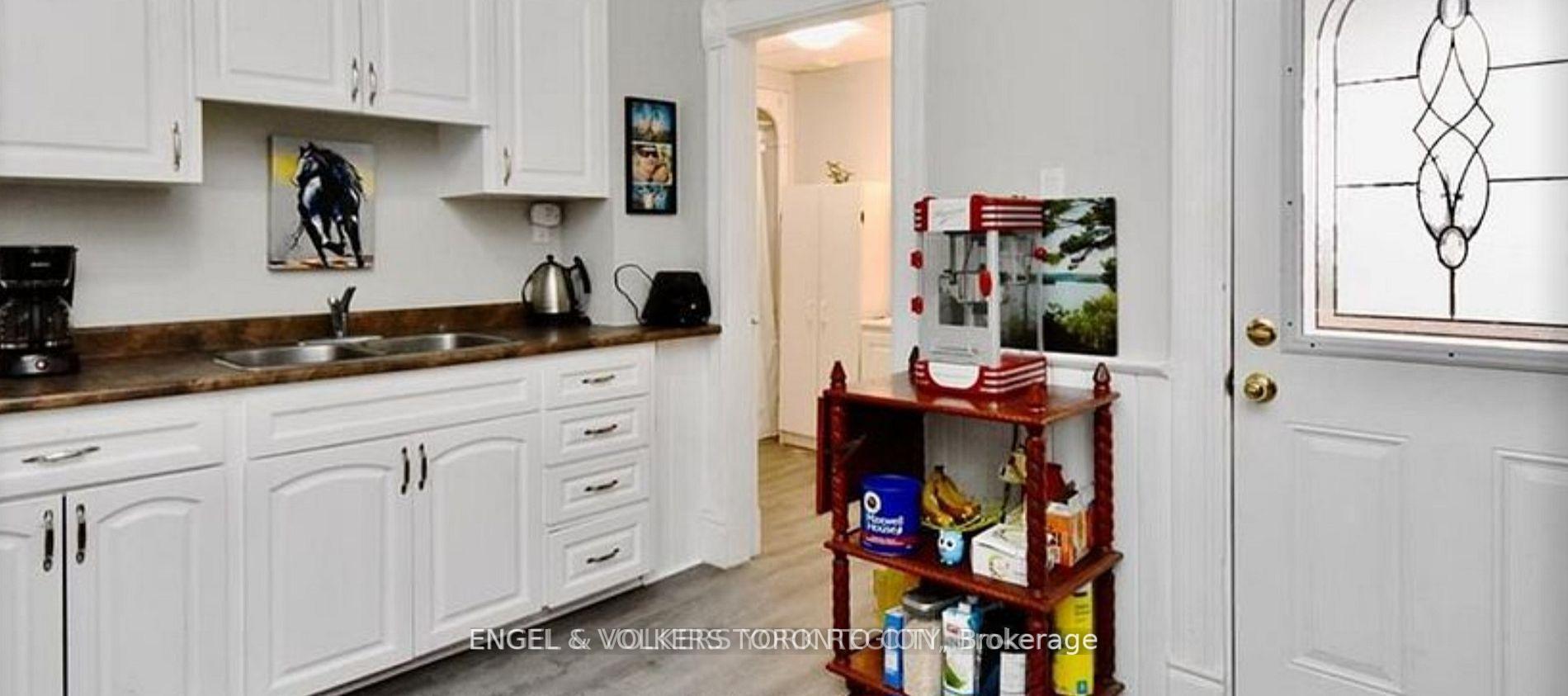 Photo 13 of 127 Burton Avenue, Barrie, Allandale — HOMEH