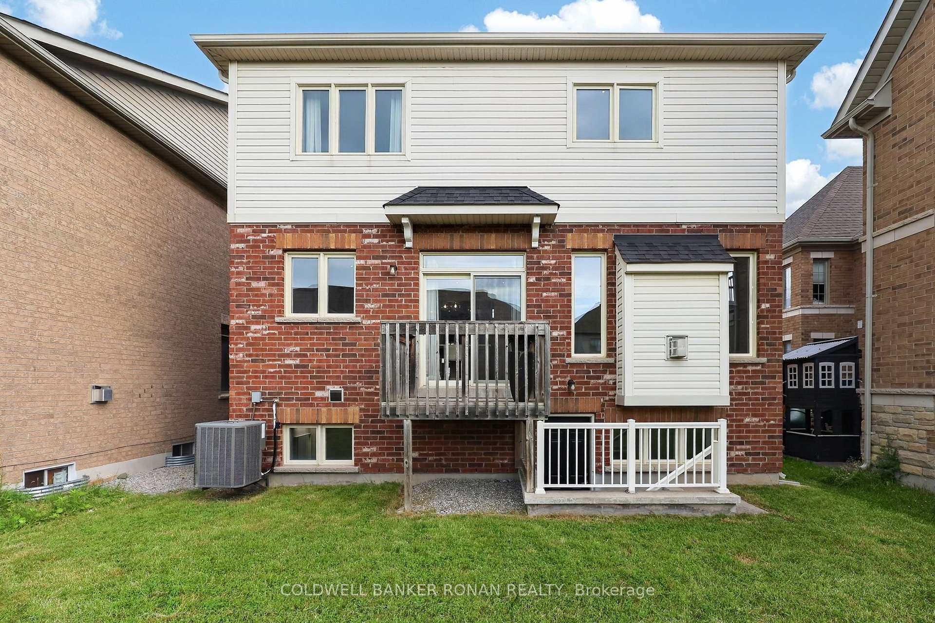 Photo 42 of 120 Lorne Thomas Place, New Tecumseth, Alliston — HOMEH
