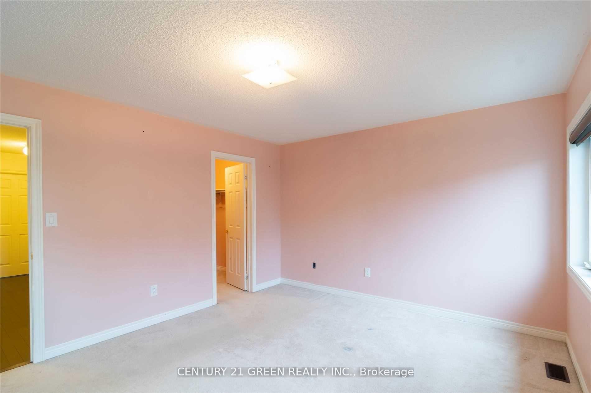 Photo 14 of 73 Thornbush Boulevard, Brampton, Northwest Brampton — HOMEH