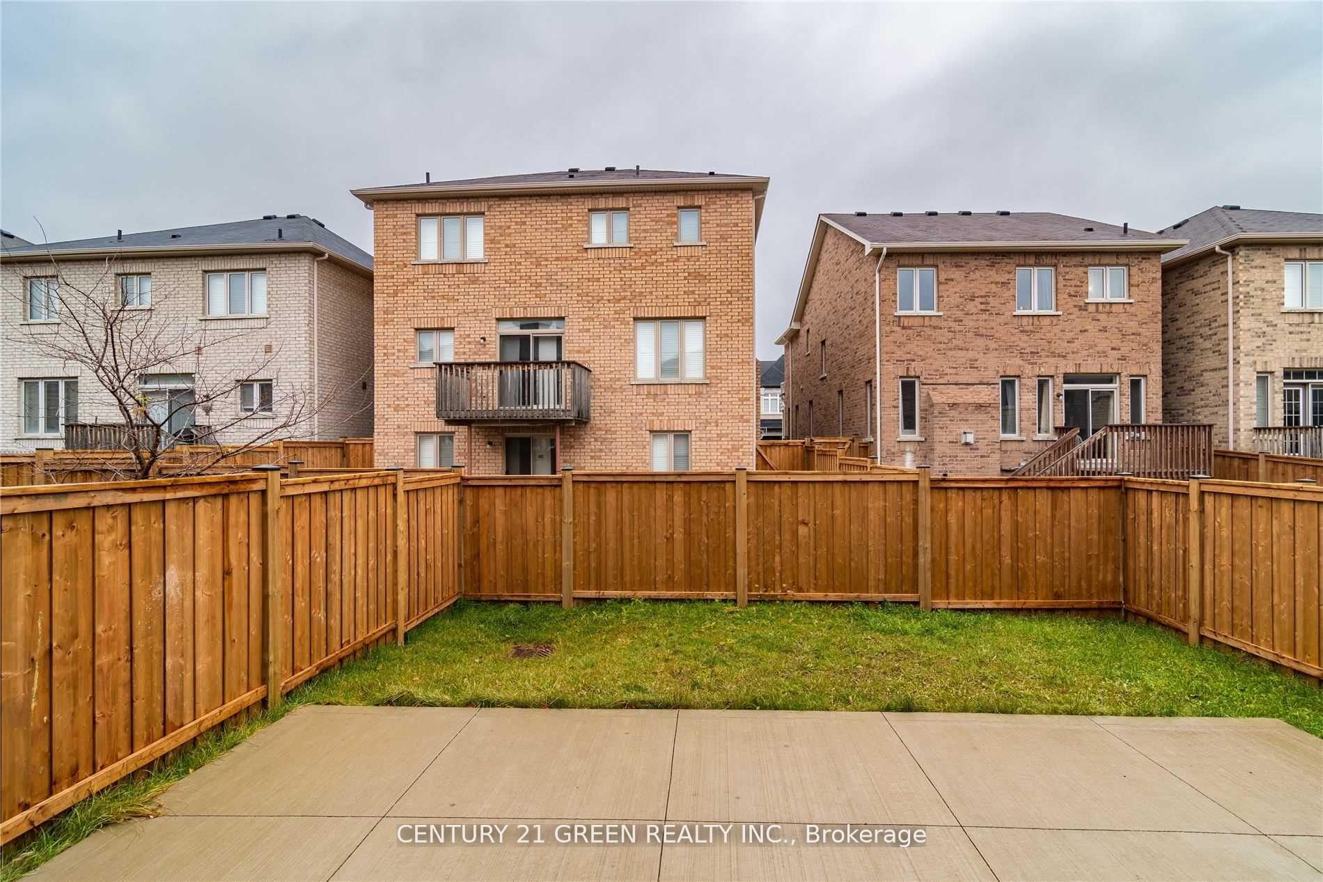 Photo 26 of 73 Thornbush Boulevard, Brampton, Northwest Brampton — HOMEH