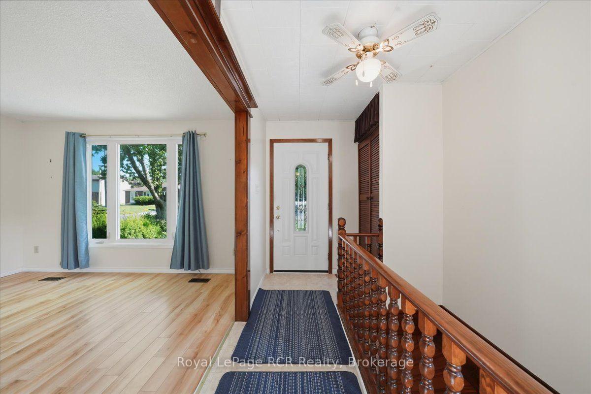 Photo 5 of 1124 12th Street E, Owen Sound — HOMEH