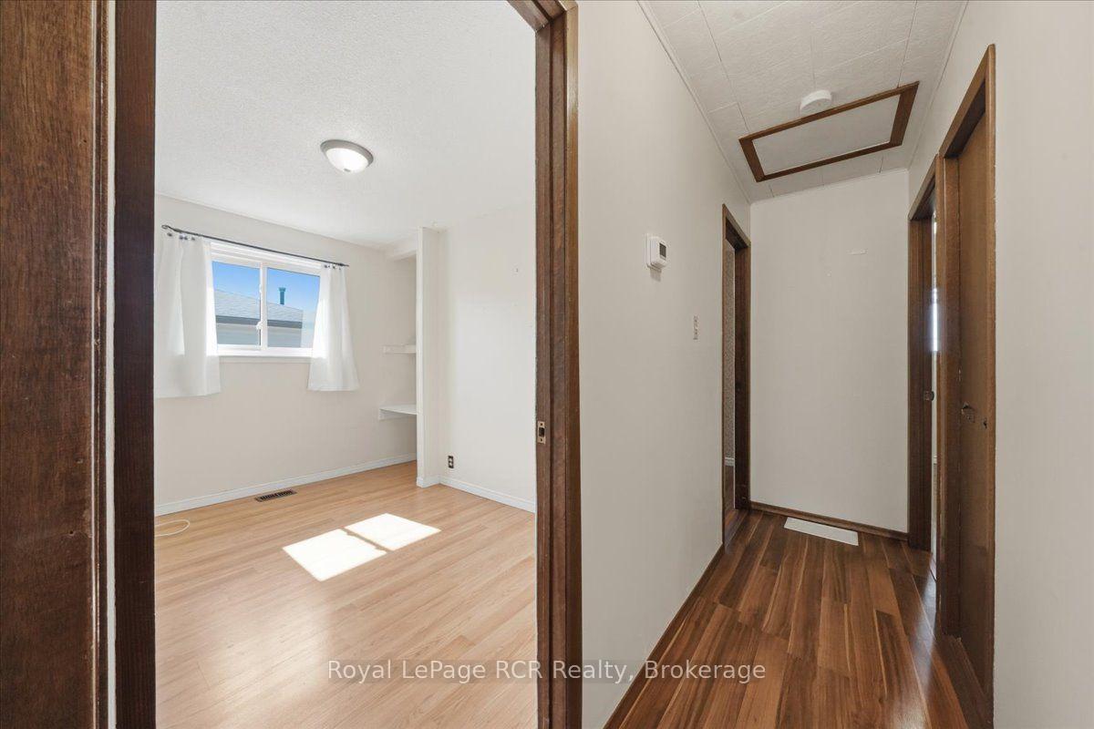 Photo 18 of 1124 12th Street E, Owen Sound — HOMEH