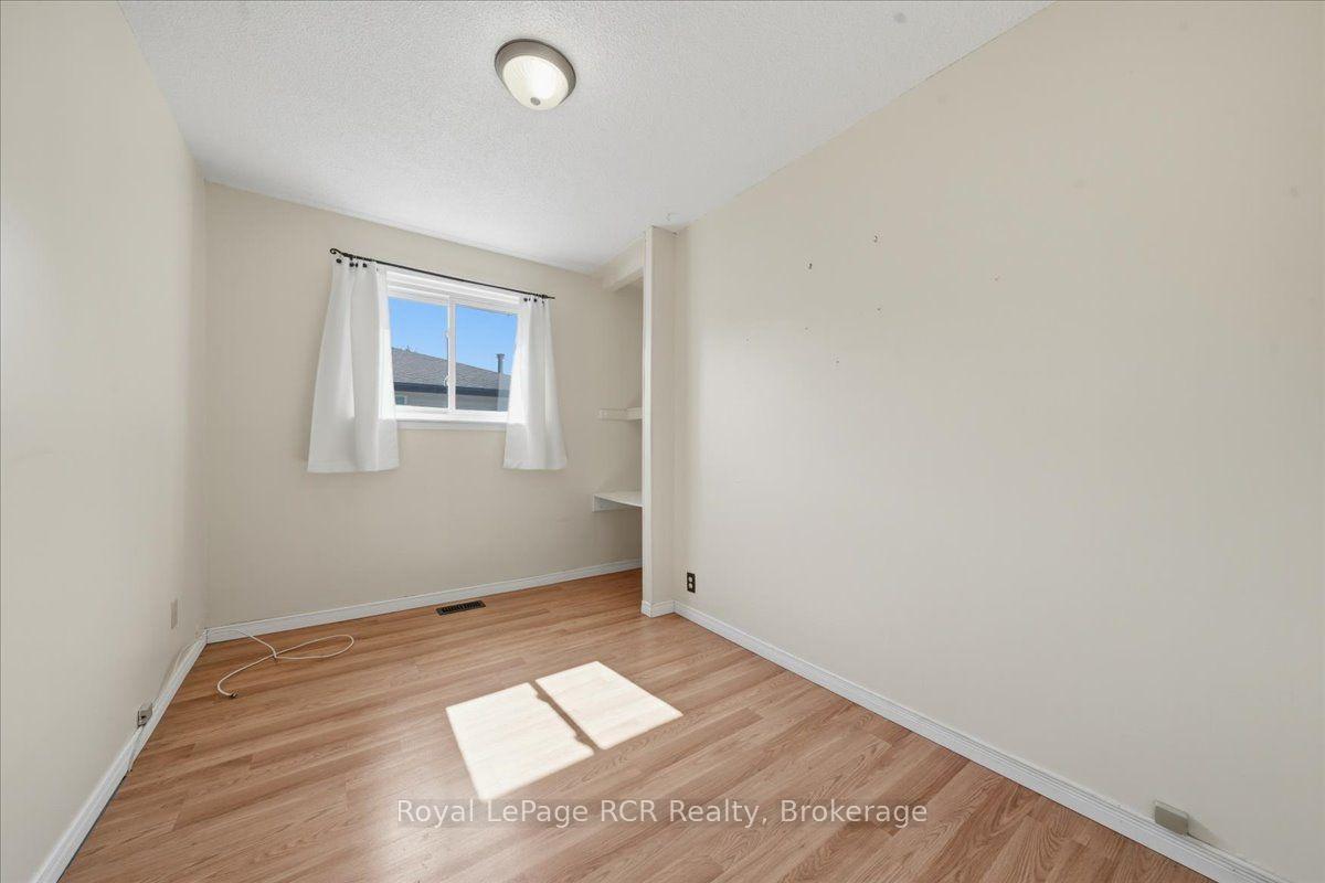 Photo 19 of 1124 12th Street E, Owen Sound — HOMEH