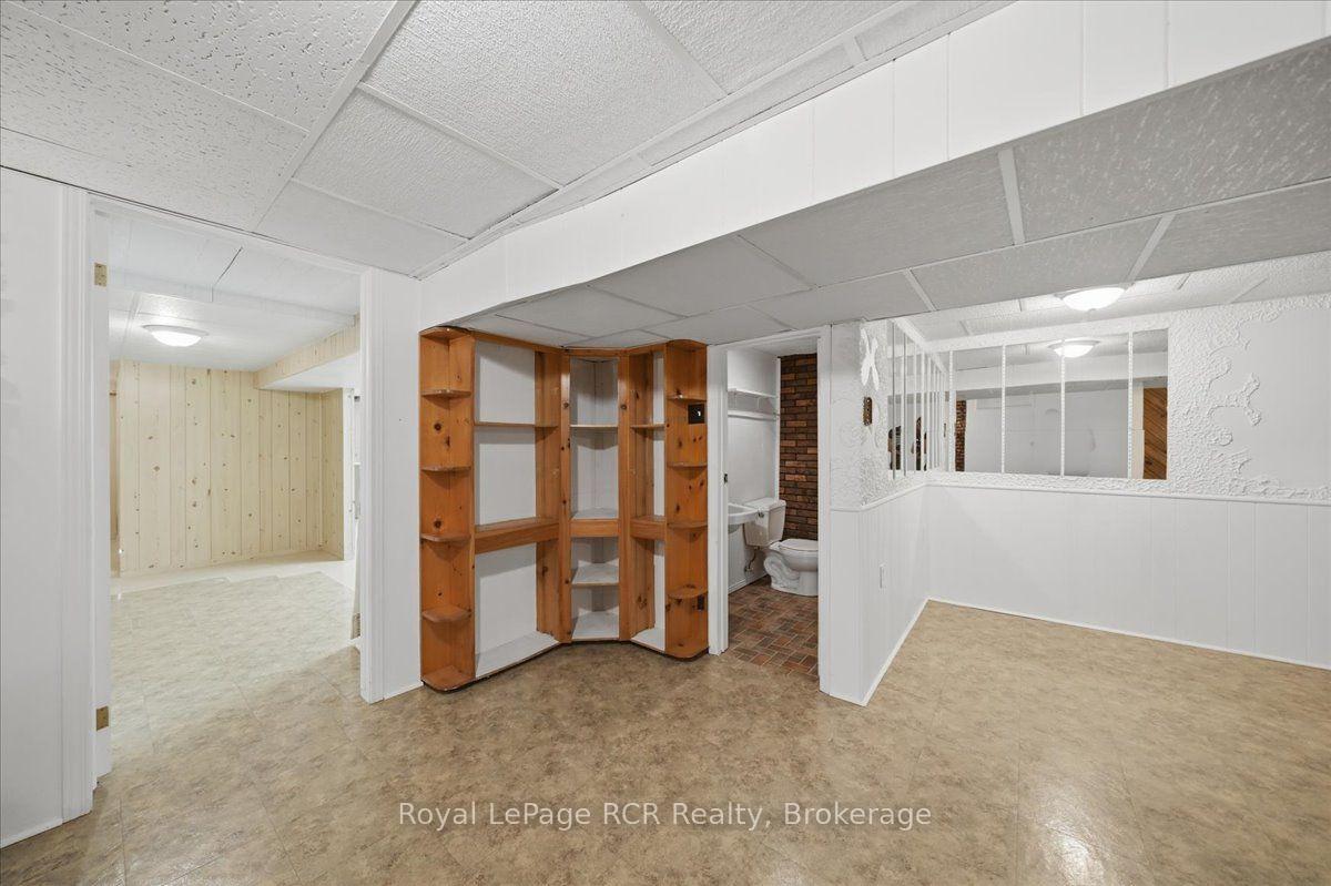 Photo 34 of 1124 12th Street E, Owen Sound — HOMEH