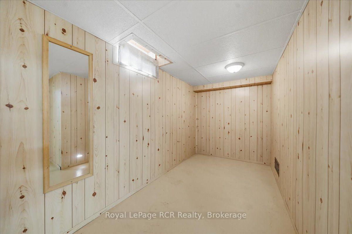Photo 37 of 1124 12th Street E, Owen Sound — HOMEH