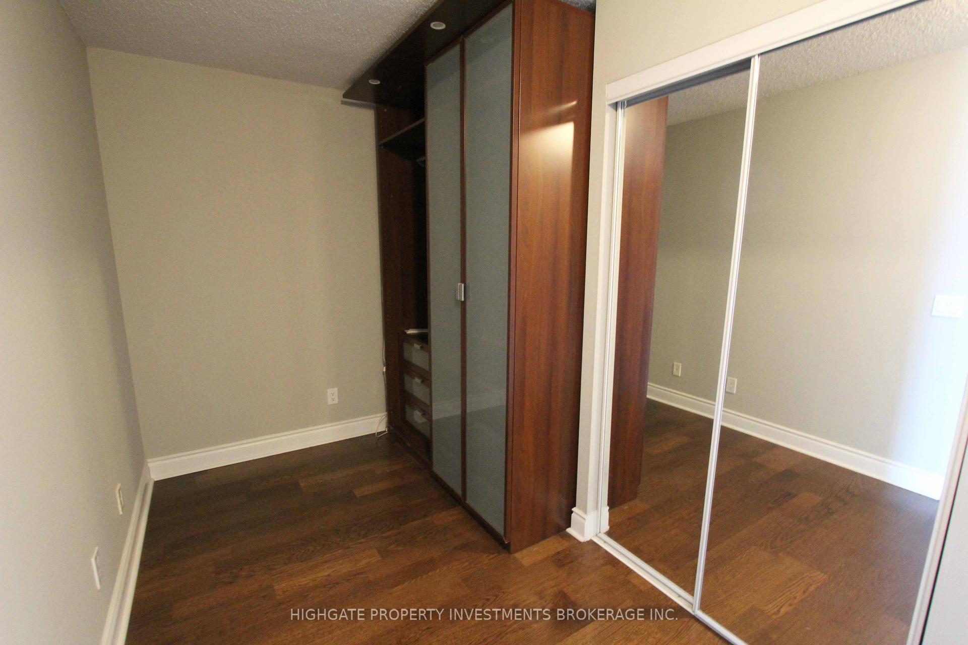 Photo 6 of Unit 3403, 763 Bay Street, Toronto, Bay Street Corridor — HOMEH
