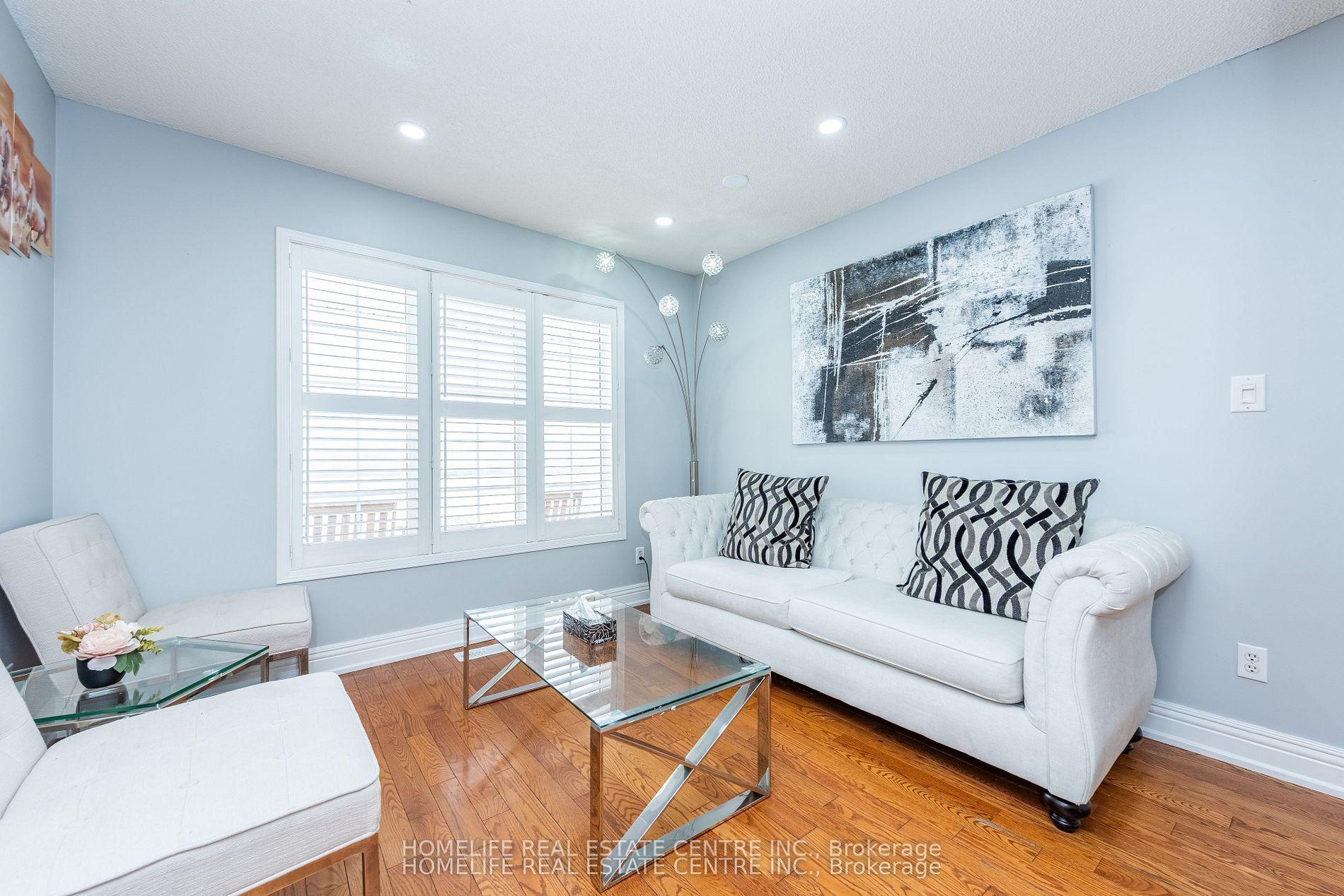 Photo 6 of 108 Fairhill Avenue, Brampton, Fletcher's Meadow — HOMEH