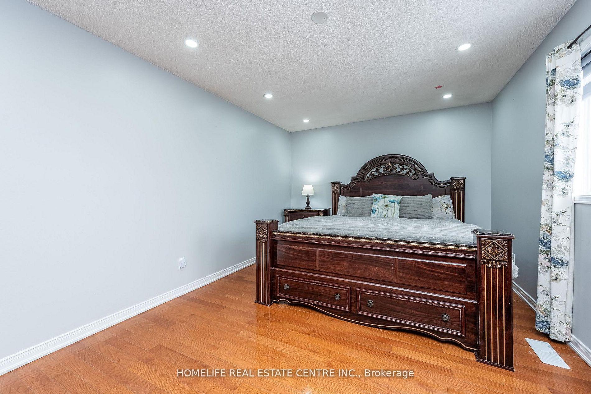 Photo 16 of 108 Fairhill Avenue, Brampton, Fletcher's Meadow — HOMEH