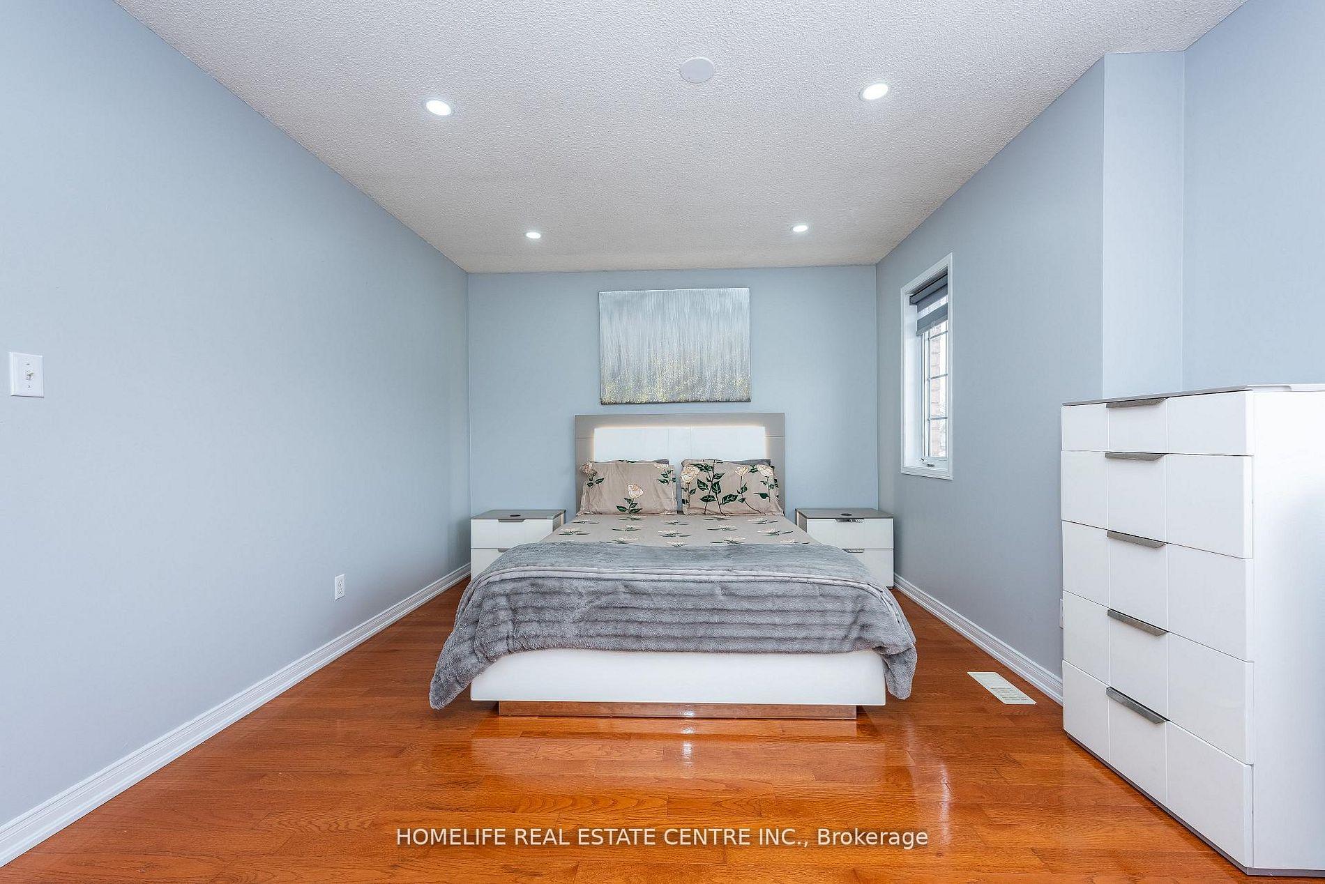 Photo 23 of 108 Fairhill Avenue, Brampton, Fletcher's Meadow — HOMEH
