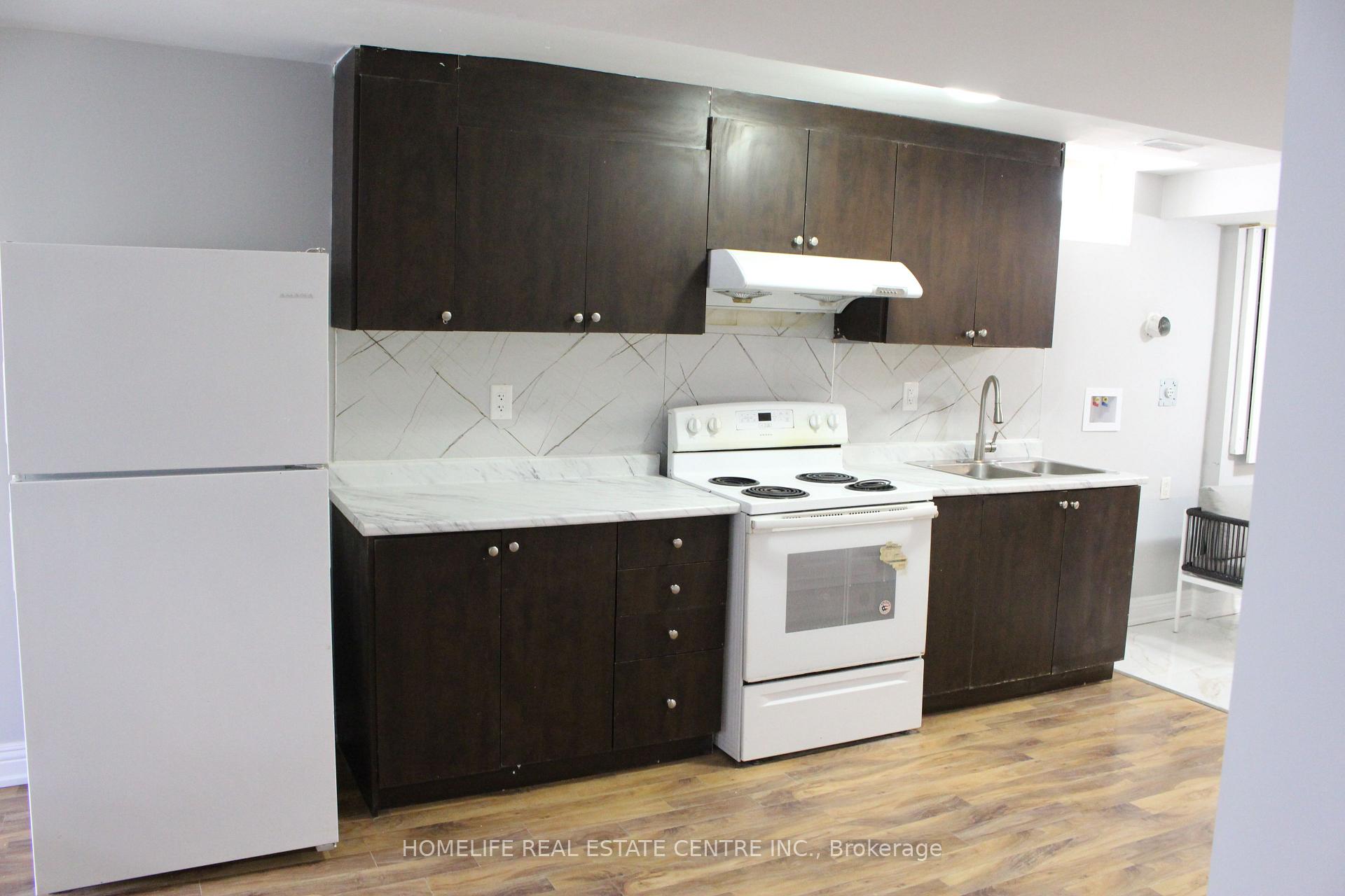 Photo 37 of 108 Fairhill Avenue, Brampton, Fletcher's Meadow — HOMEH