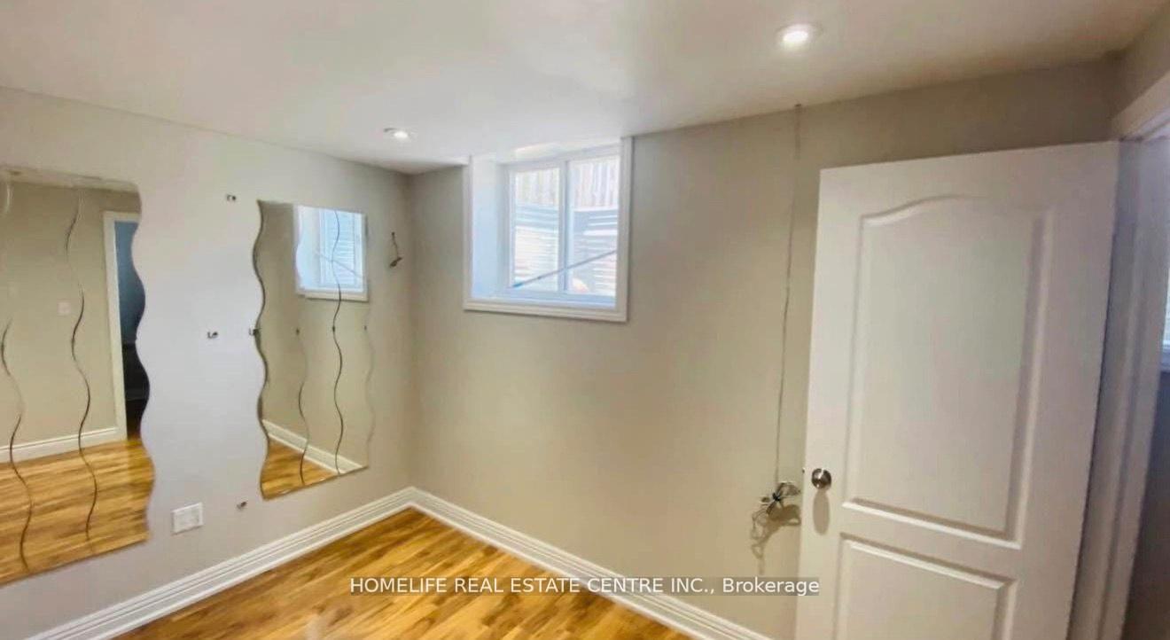 Photo 39 of 108 Fairhill Avenue, Brampton, Fletcher's Meadow — HOMEH