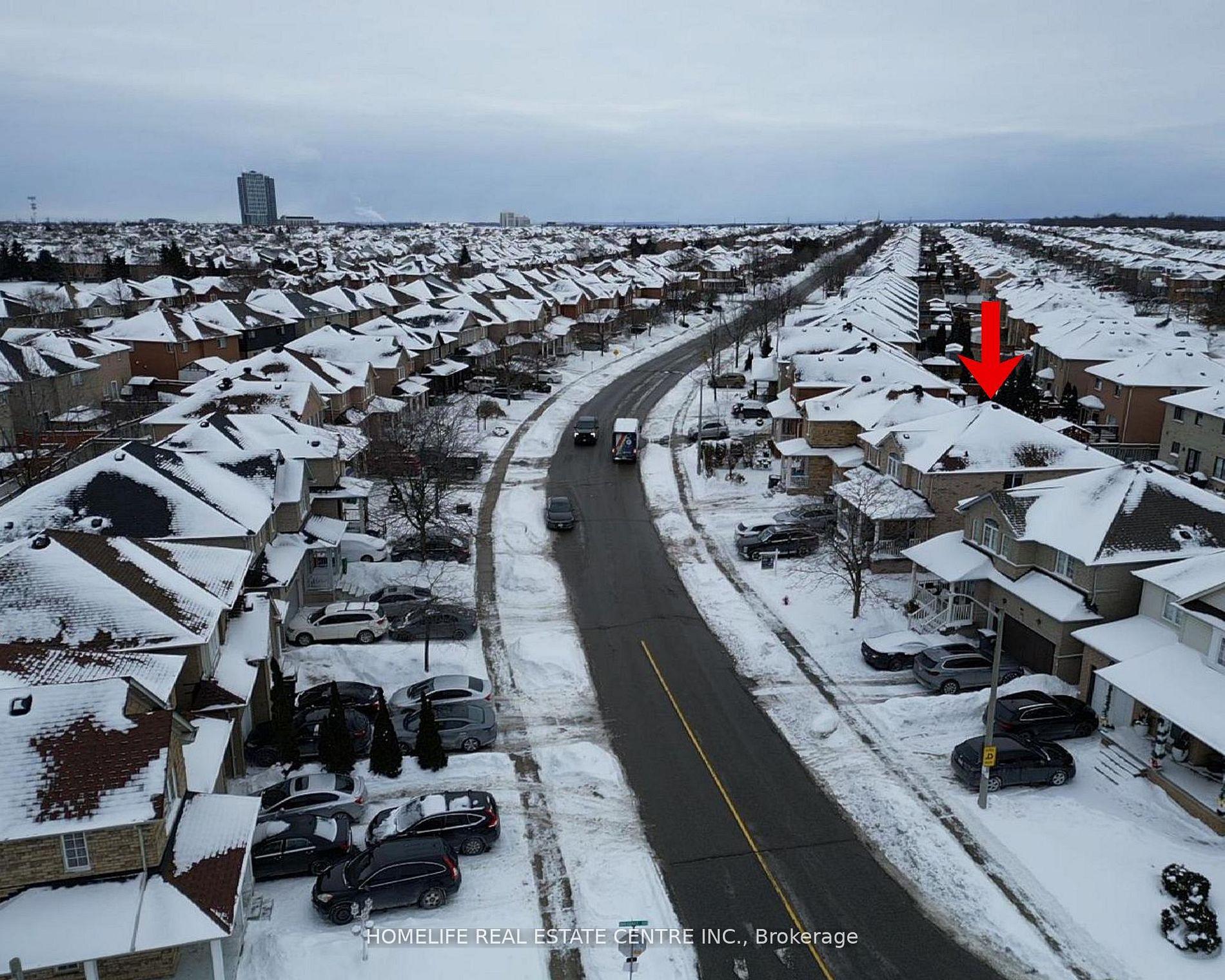 Photo 46 of 108 Fairhill Avenue, Brampton, Fletcher's Meadow — HOMEH