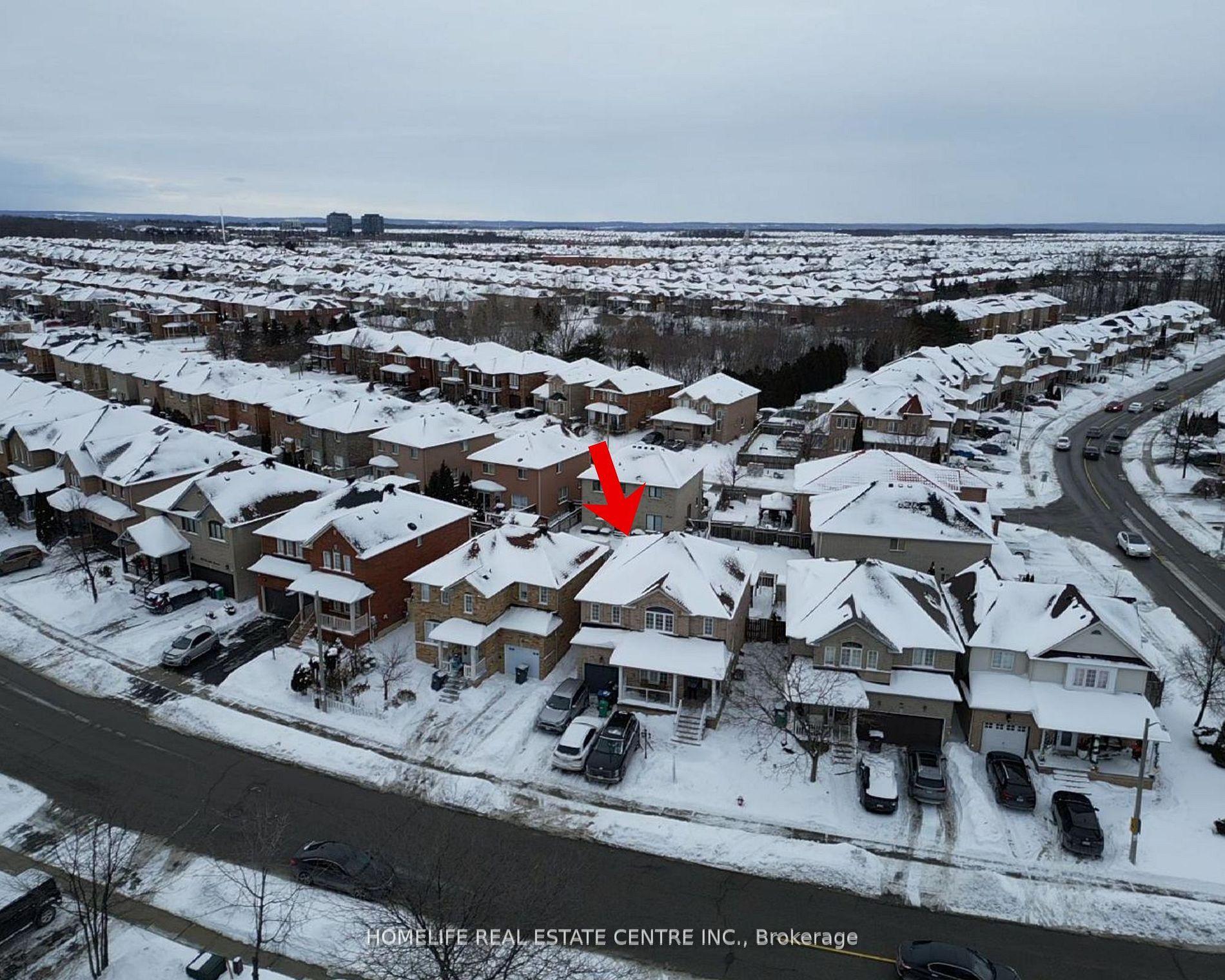 Photo 47 of 108 Fairhill Avenue, Brampton, Fletcher's Meadow — HOMEH