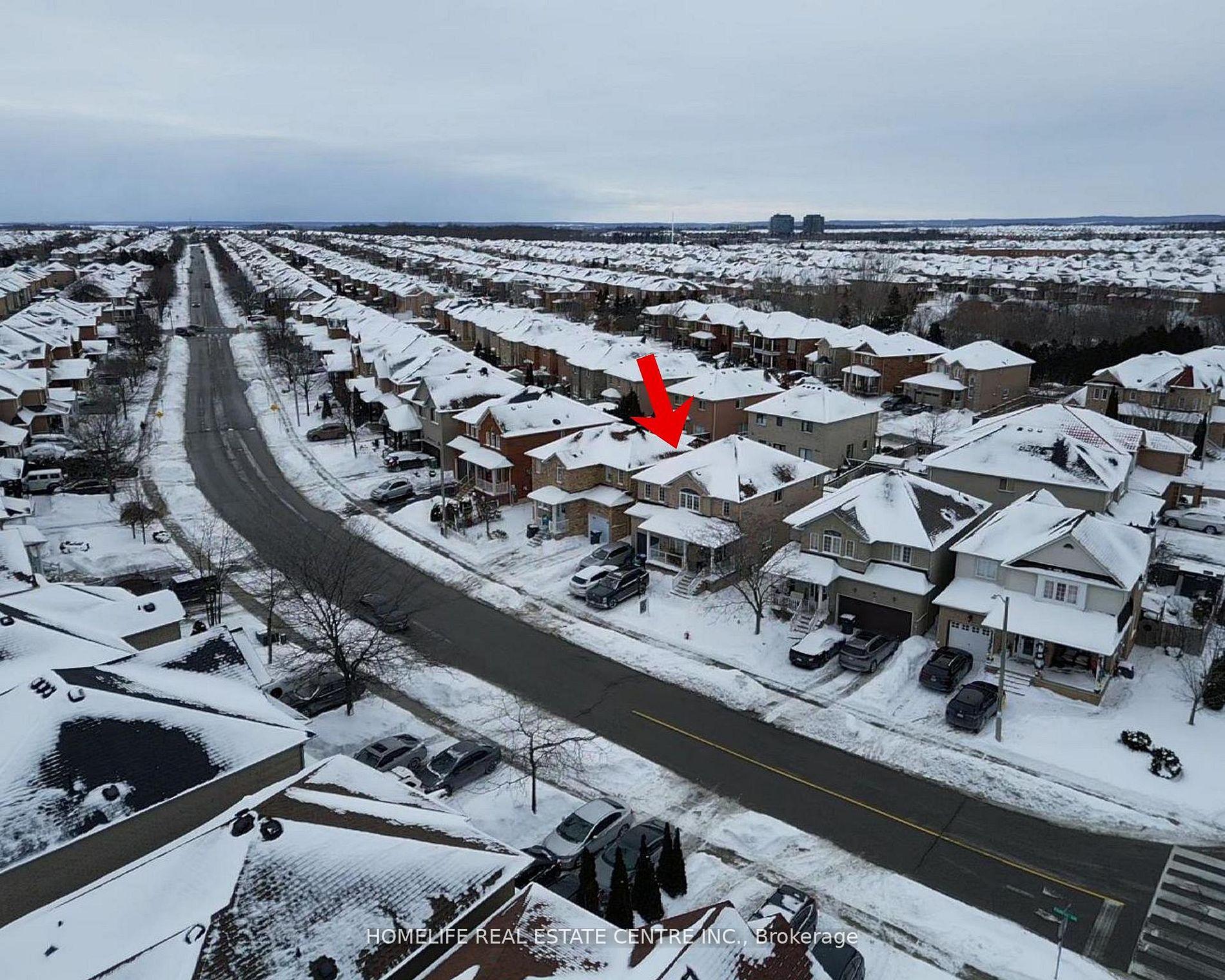 Photo 48 of 108 Fairhill Avenue, Brampton, Fletcher's Meadow — HOMEH