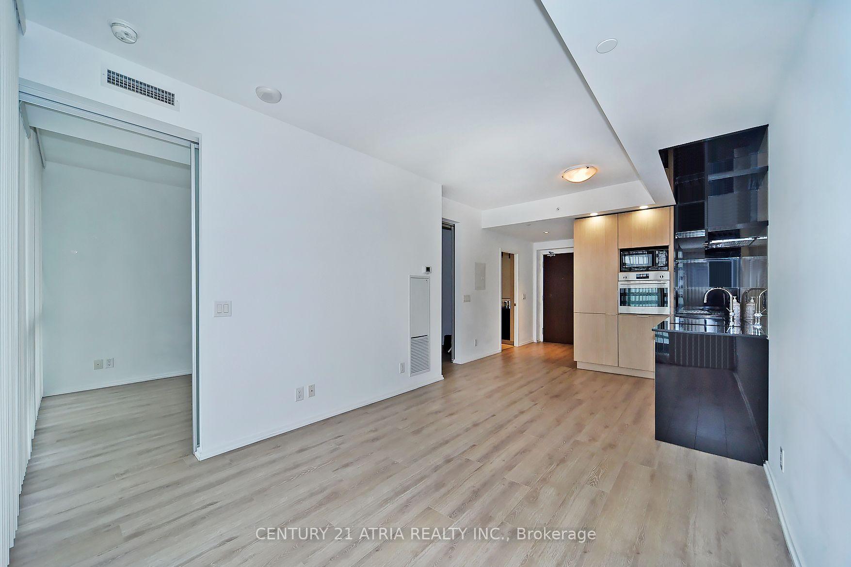 Photo 9 of Unit 5109, 70 Temperance Street, Toronto, Bay Street Corridor — HOMEH