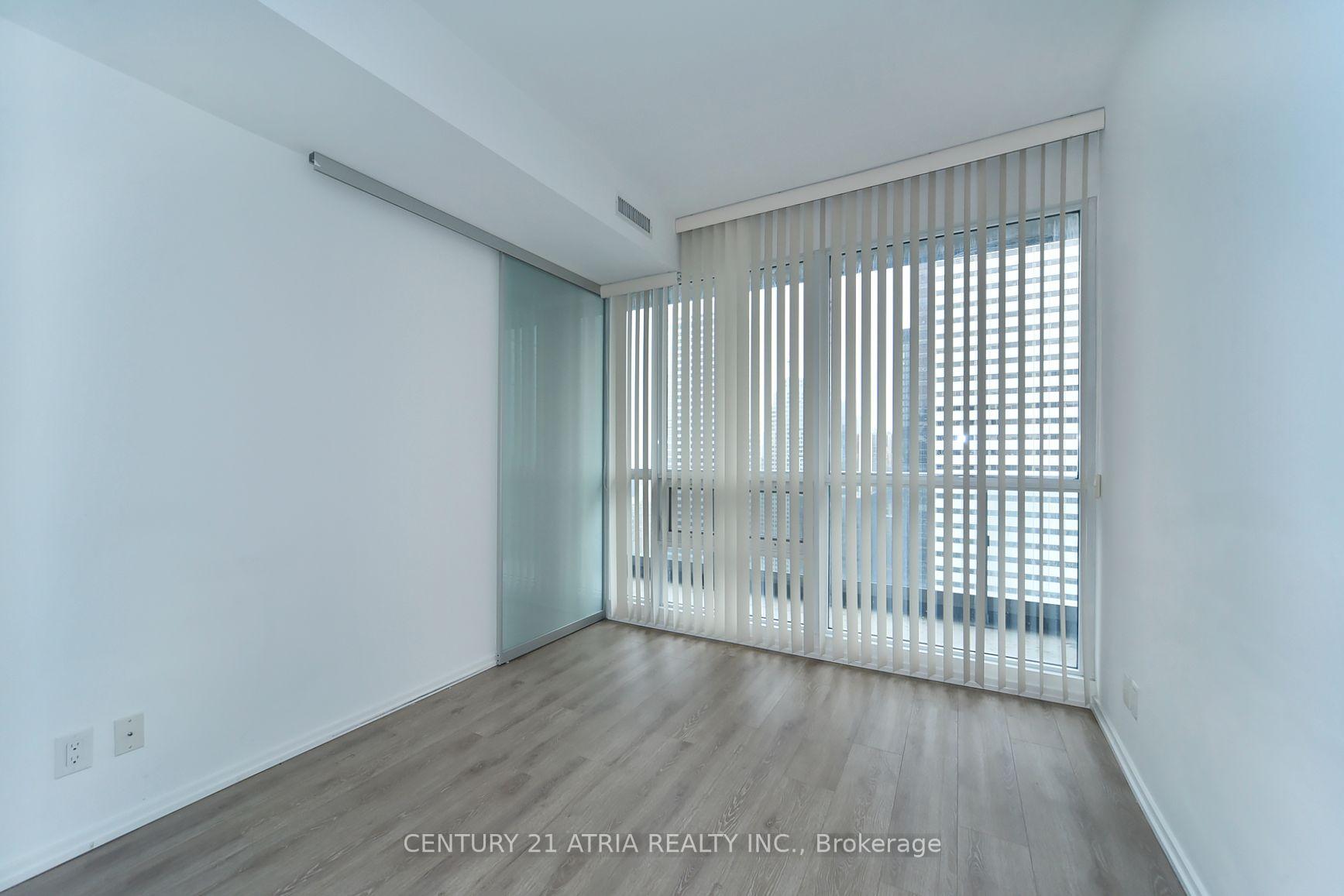 Photo 13 of Unit 5109, 70 Temperance Street, Toronto, Bay Street Corridor — HOMEH