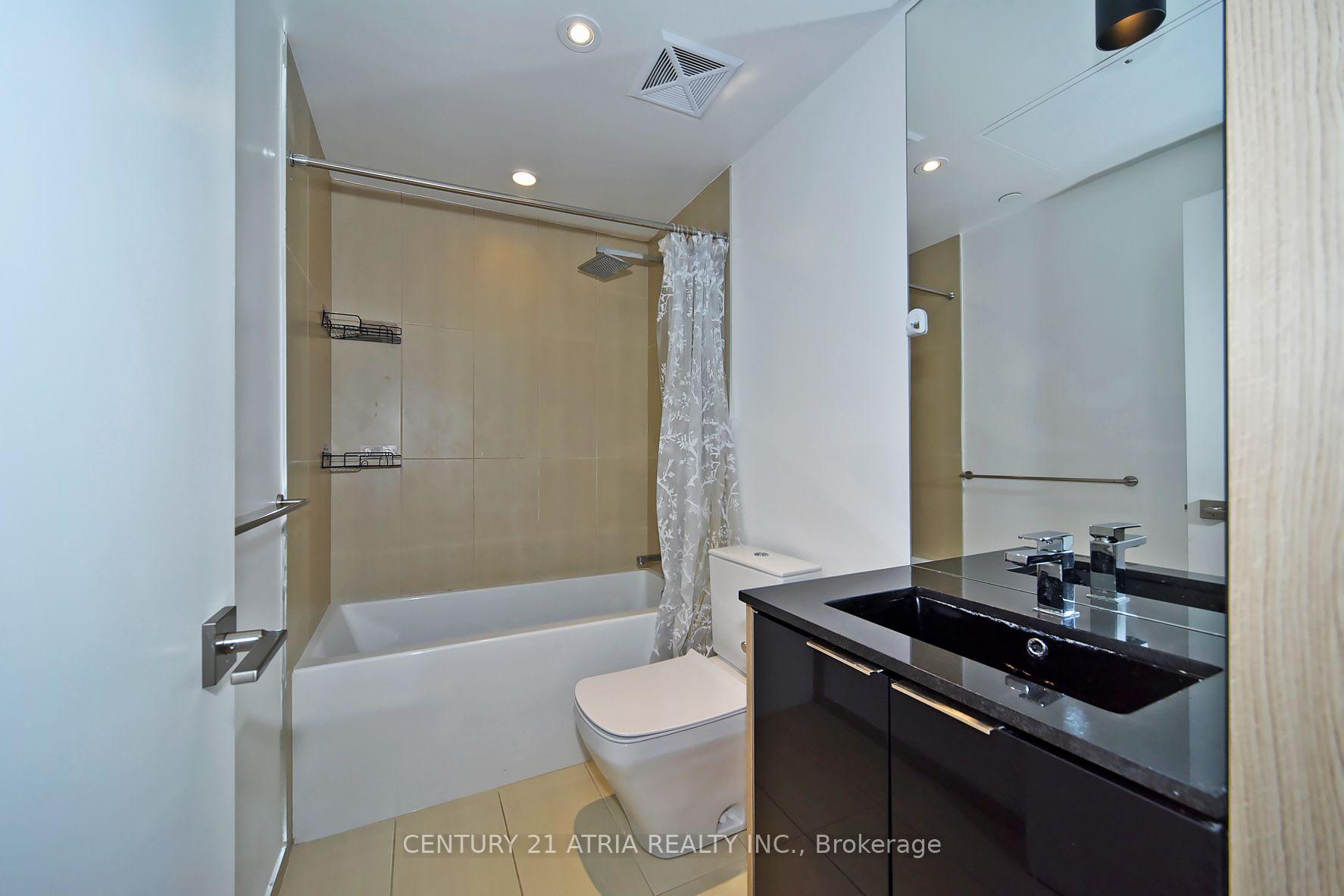 Photo 16 of Unit 5109, 70 Temperance Street, Toronto, Bay Street Corridor — HOMEH
