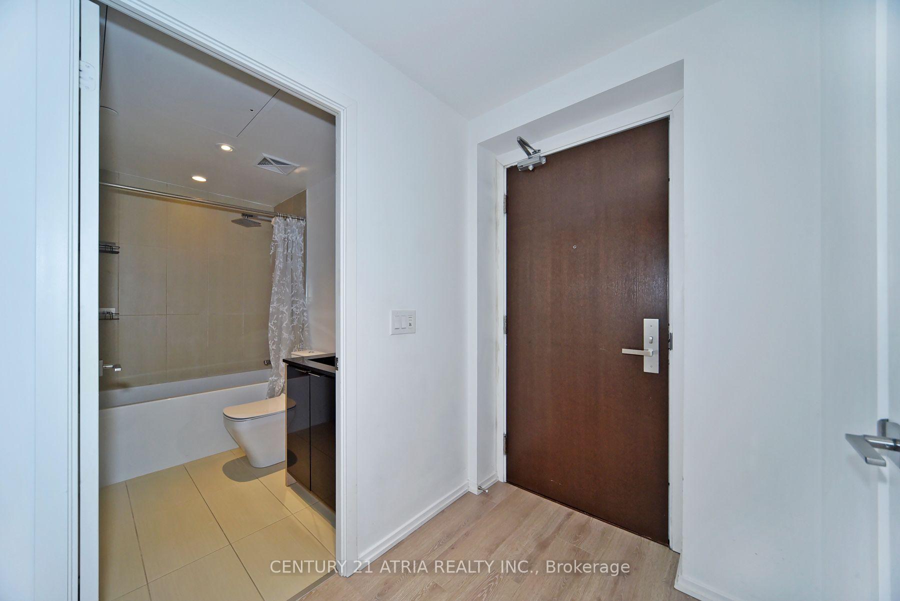 Photo 17 of Unit 5109, 70 Temperance Street, Toronto, Bay Street Corridor — HOMEH