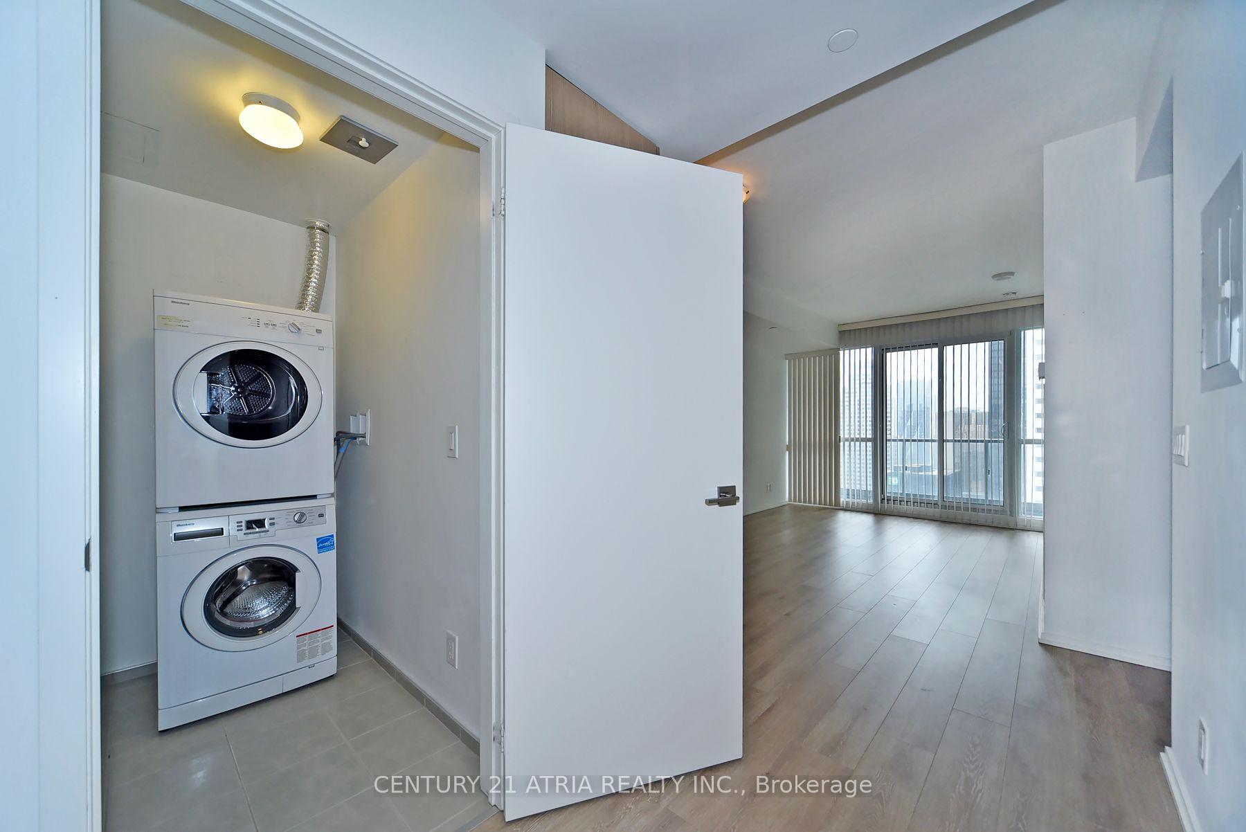 Photo 19 of Unit 5109, 70 Temperance Street, Toronto, Bay Street Corridor — HOMEH