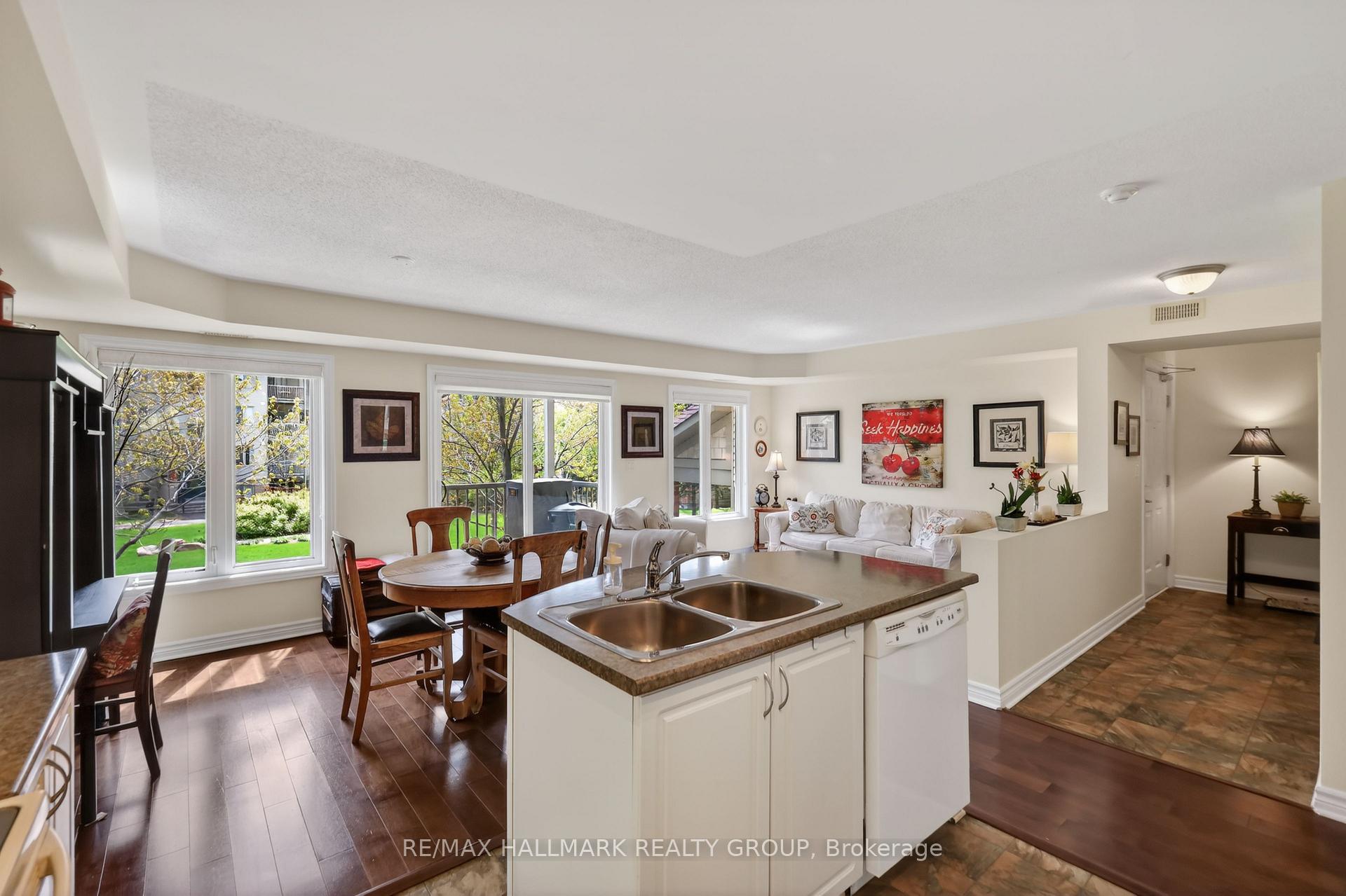 Photo 9 of Unit 3, 585 Stonefield Private, Ottawa, Barrhaven East — HOMEH