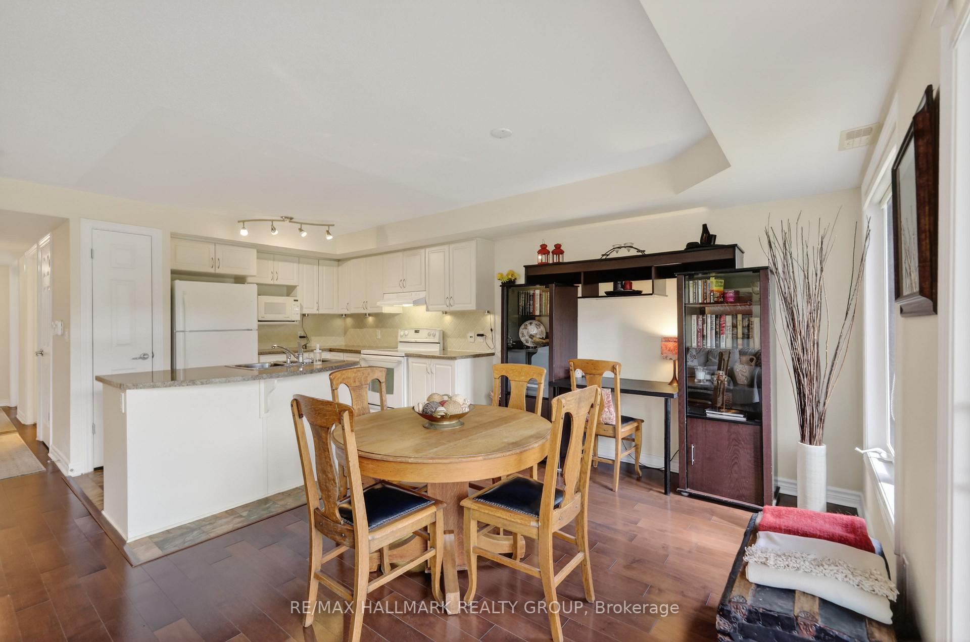 Photo 17 of Unit 3, 585 Stonefield Private, Ottawa, Barrhaven East — HOMEH