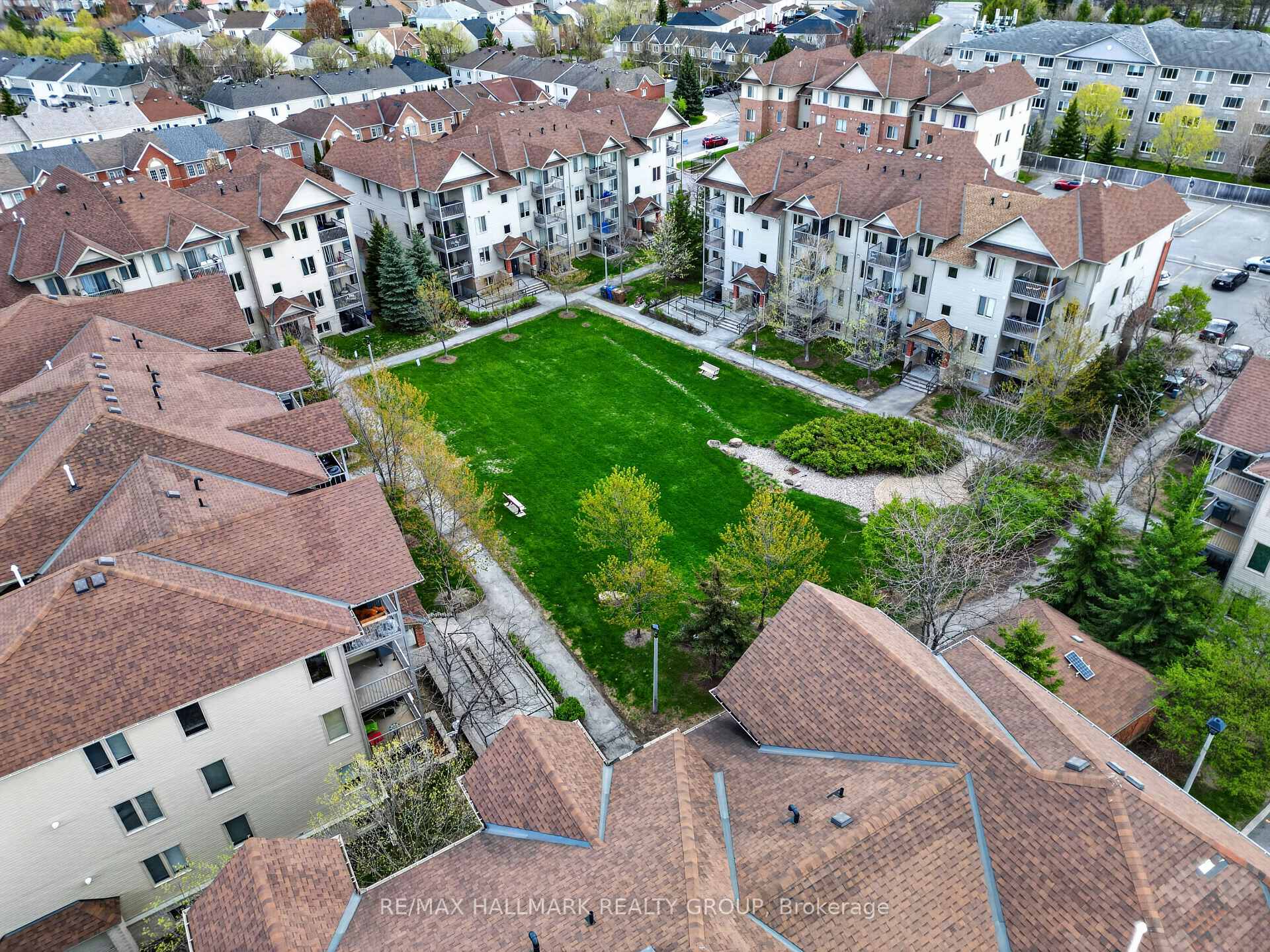 Photo 40 of Unit 3, 585 Stonefield Private, Ottawa, Barrhaven East — HOMEH