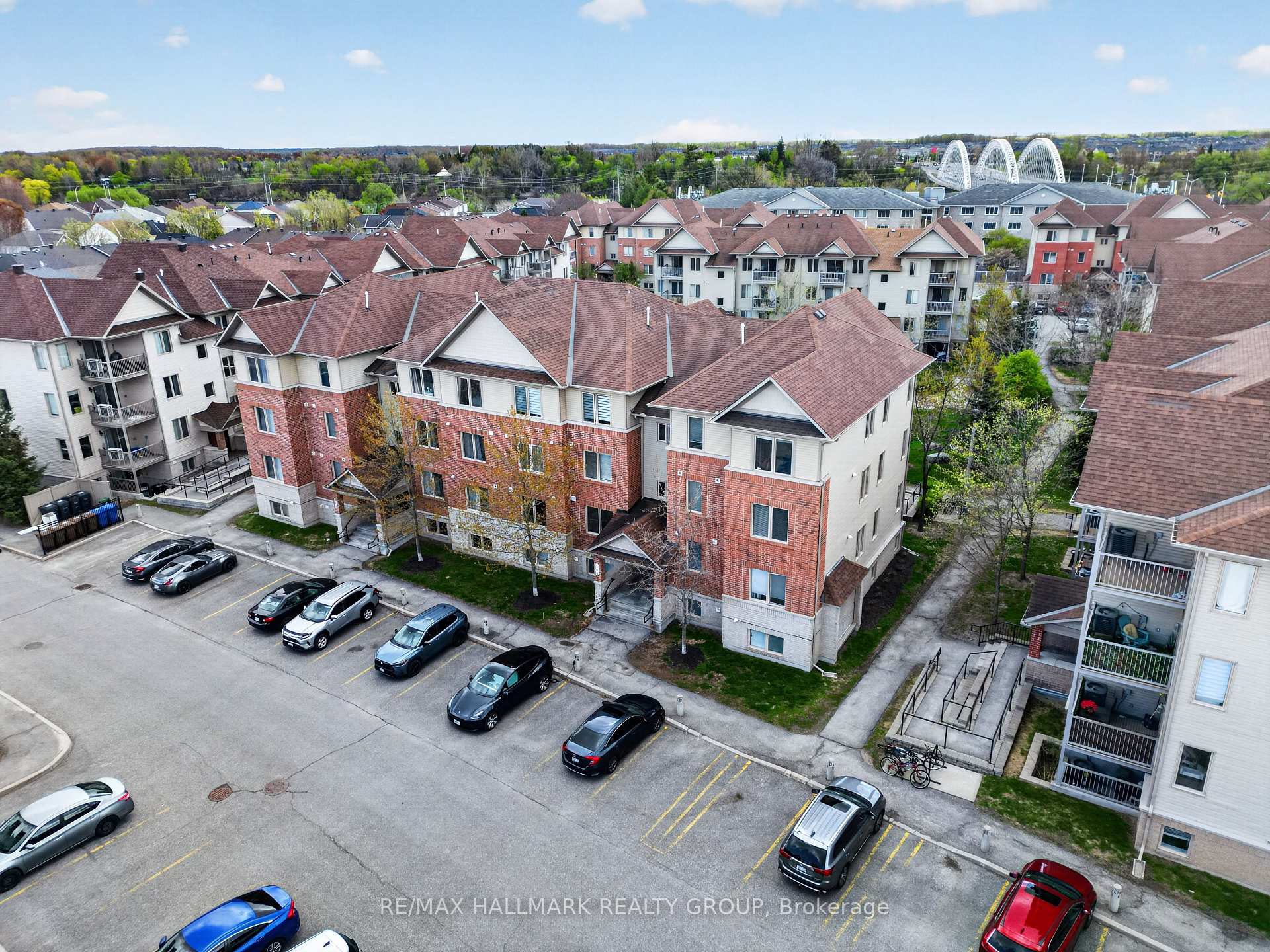 Photo 42 of Unit 3, 585 Stonefield Private, Ottawa, Barrhaven East — HOMEH