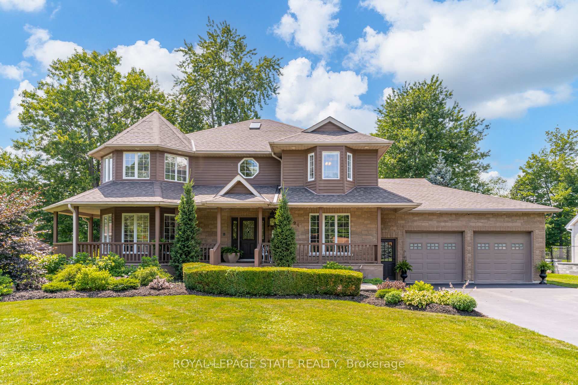 Photo of 994 Courtland Drive