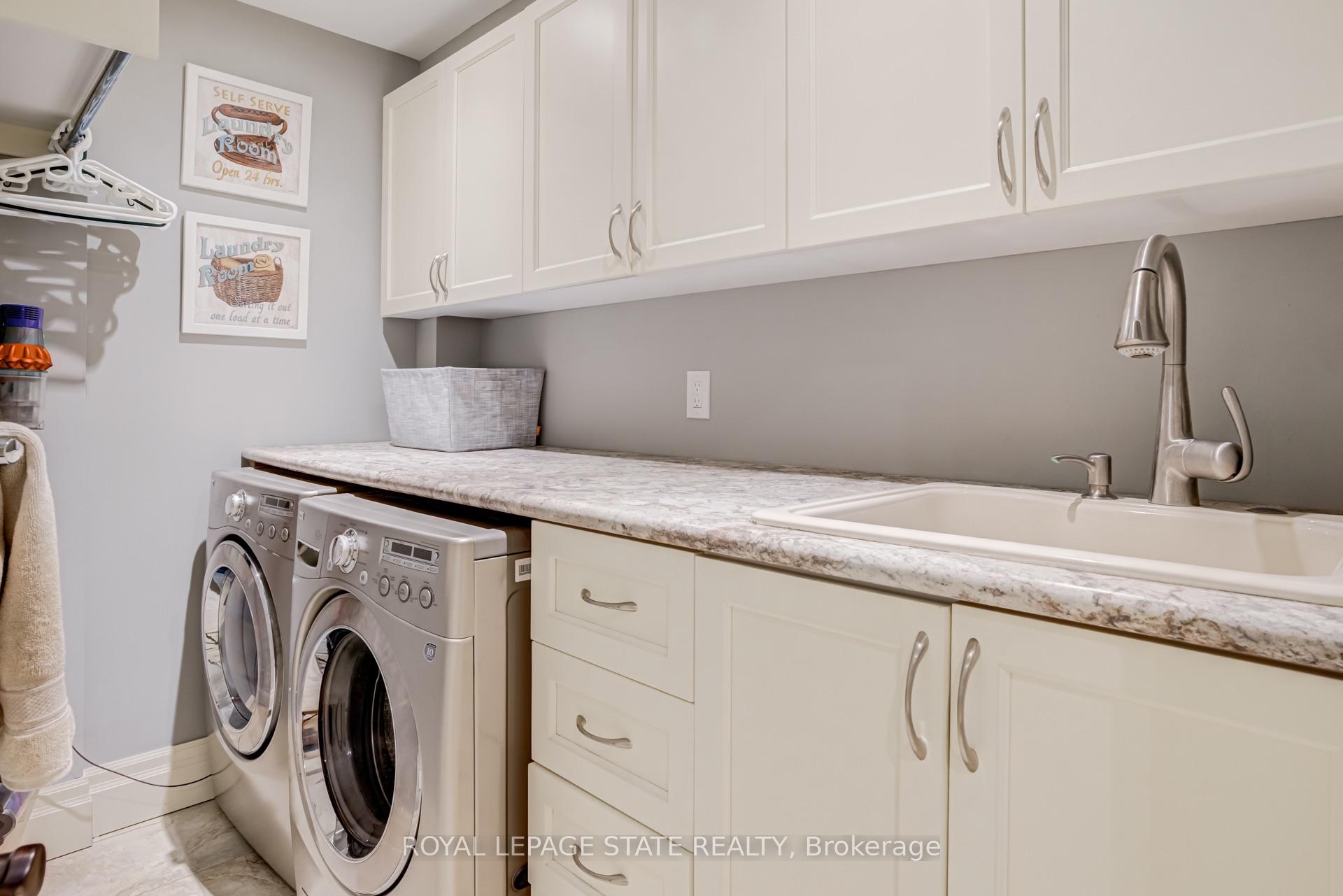 Photo 18 of 994 Courtland Drive, Hamilton, Rural Ancaster — HOMEH