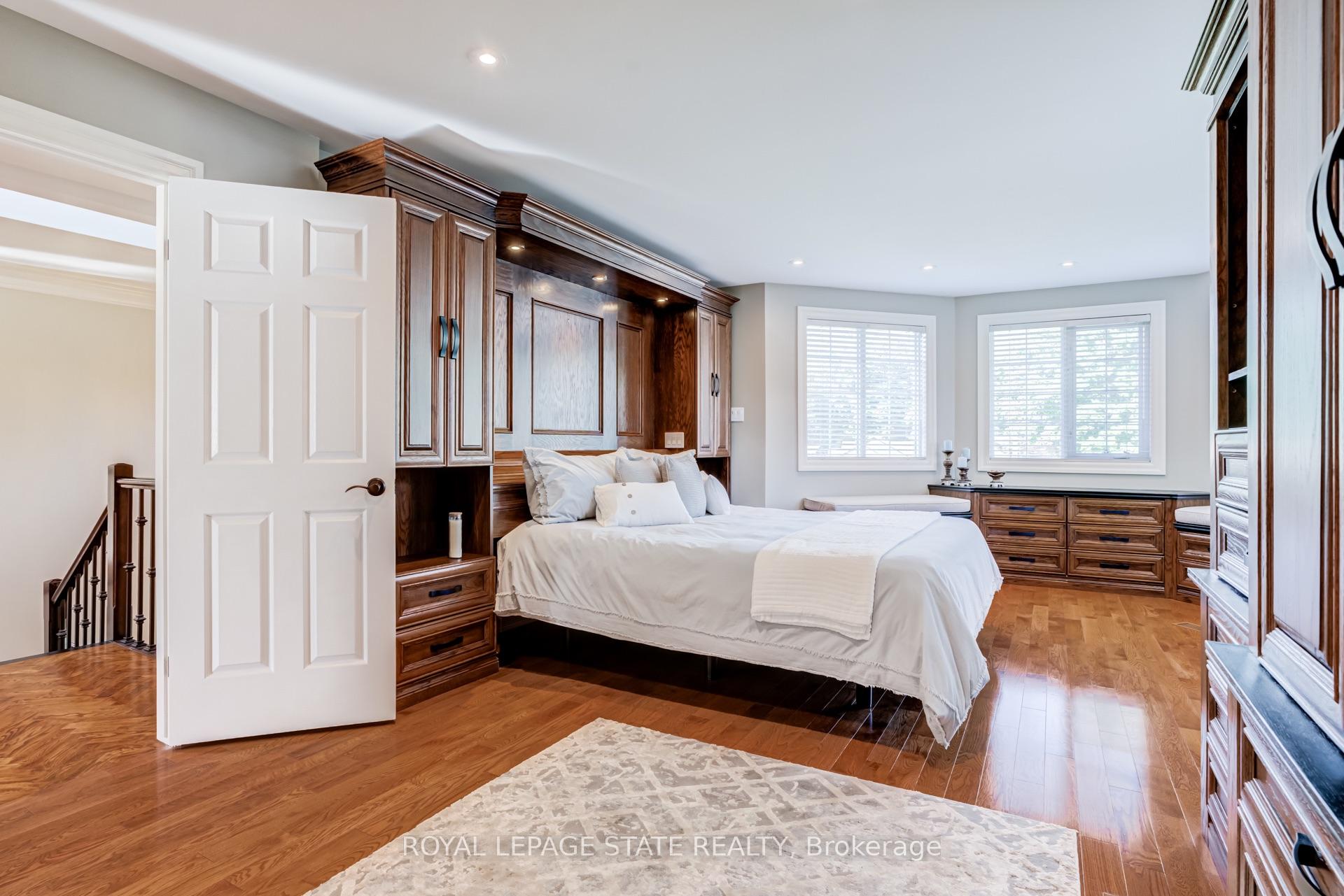 Photo 20 of 994 Courtland Drive, Hamilton, Rural Ancaster — HOMEH