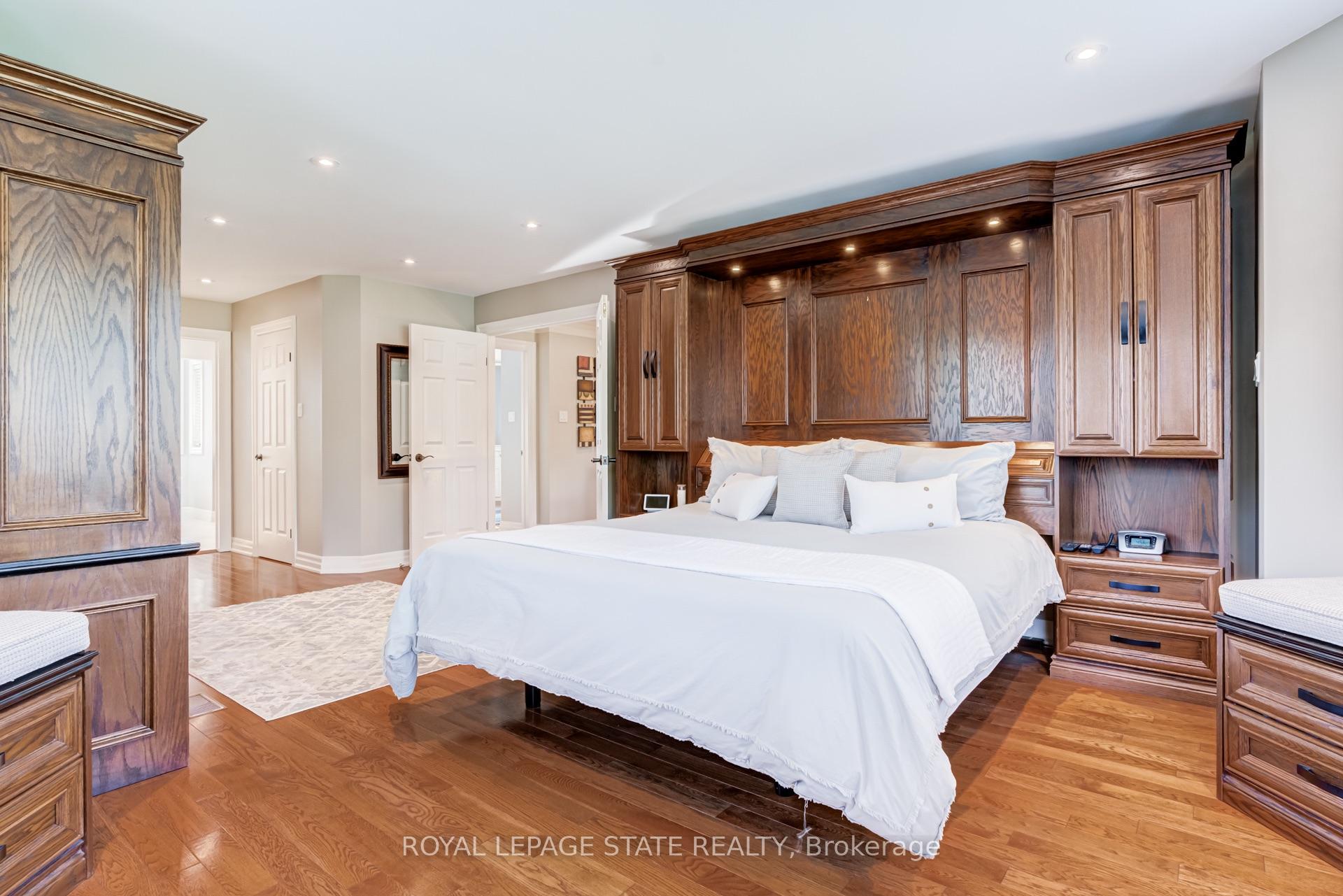 Photo 21 of 994 Courtland Drive, Hamilton, Rural Ancaster — HOMEH