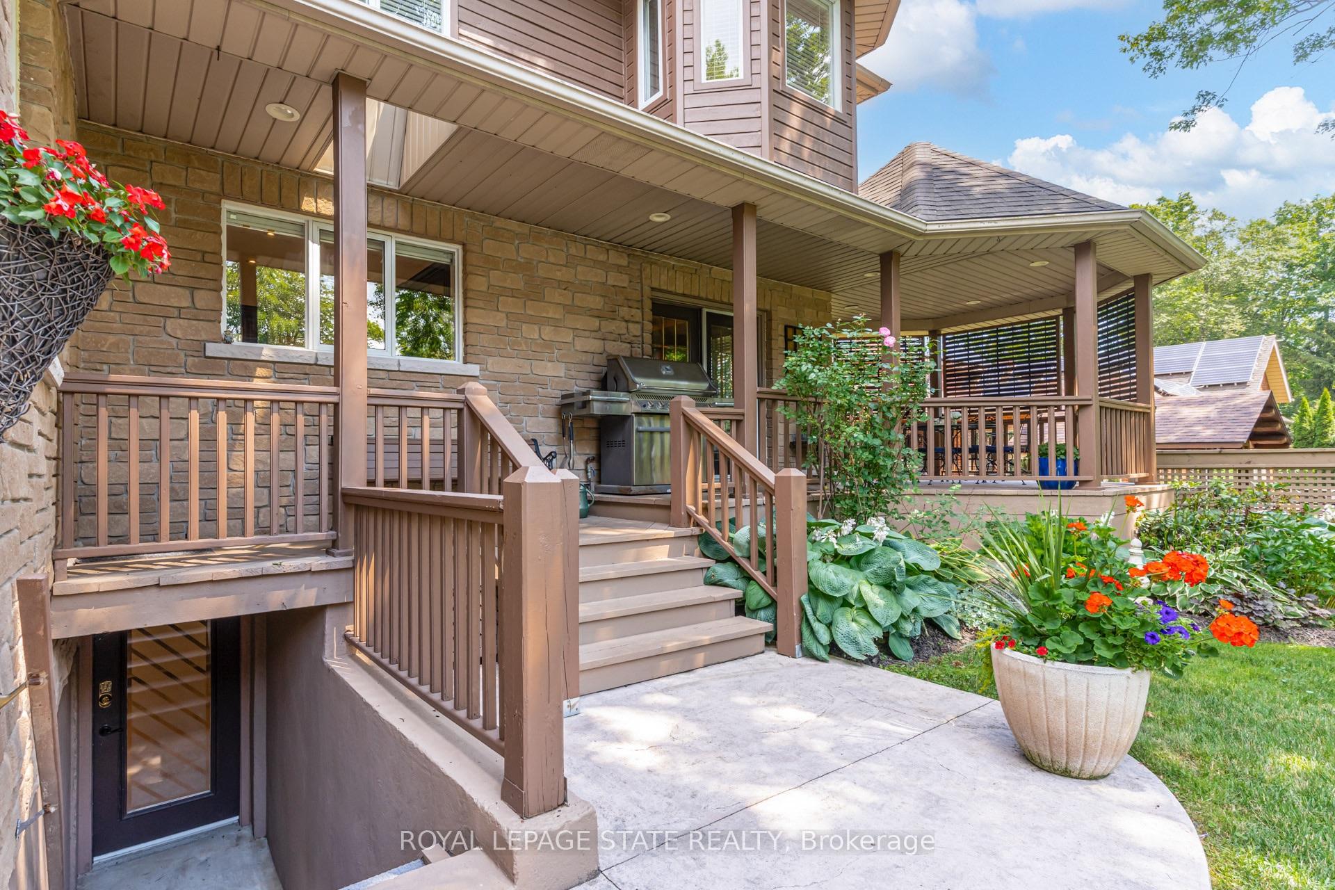 Photo 36 of 994 Courtland Drive, Hamilton, Rural Ancaster — HOMEH