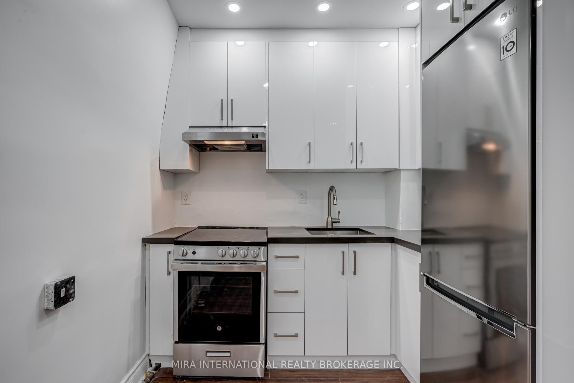 Photo 7 of Unit 204, 180 Sherbourne Street, Toronto, Moss Park — HOMEH