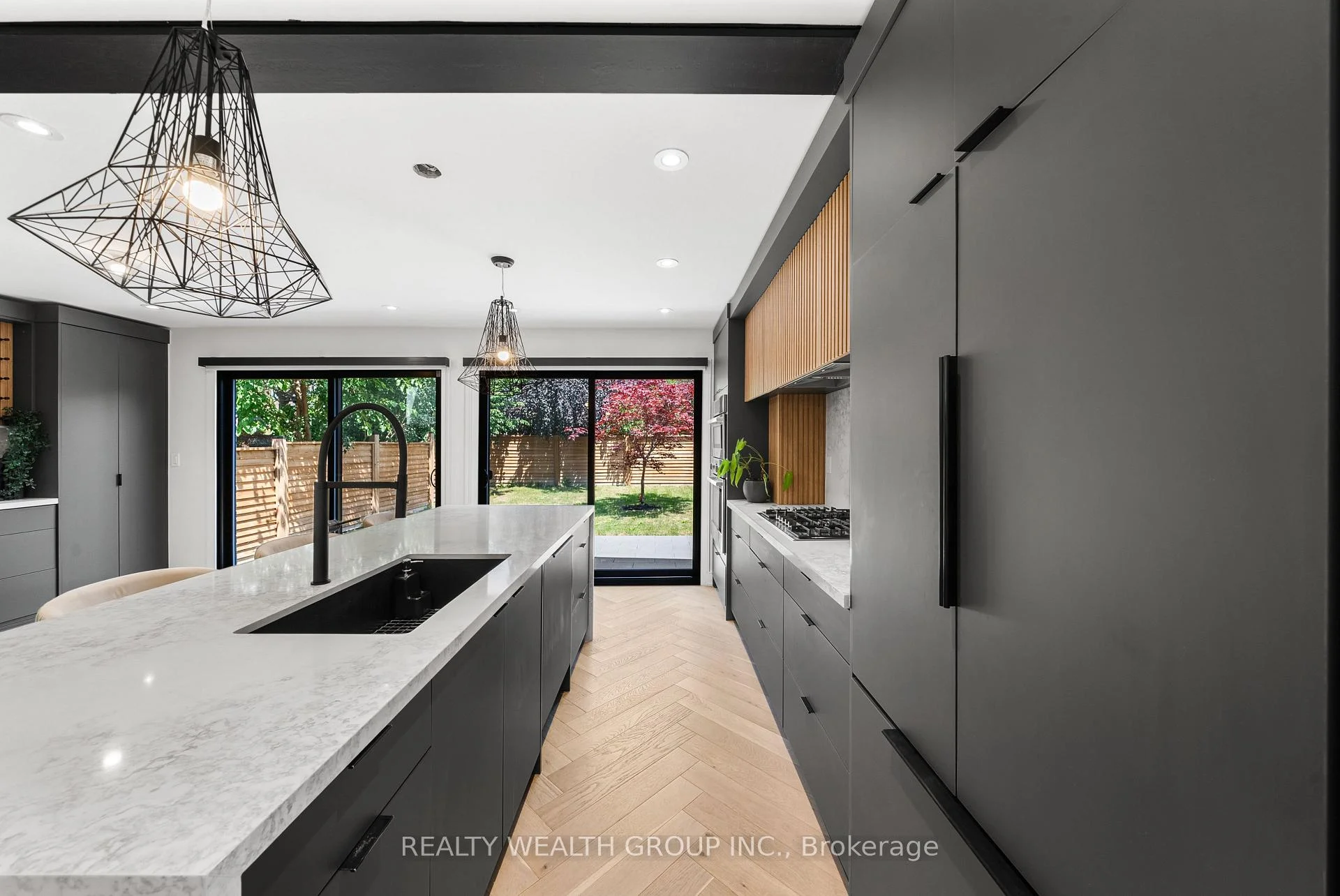 Photo 48 of 83 Governor Crescent, Vaughan, East Woodbridge — HOMEH