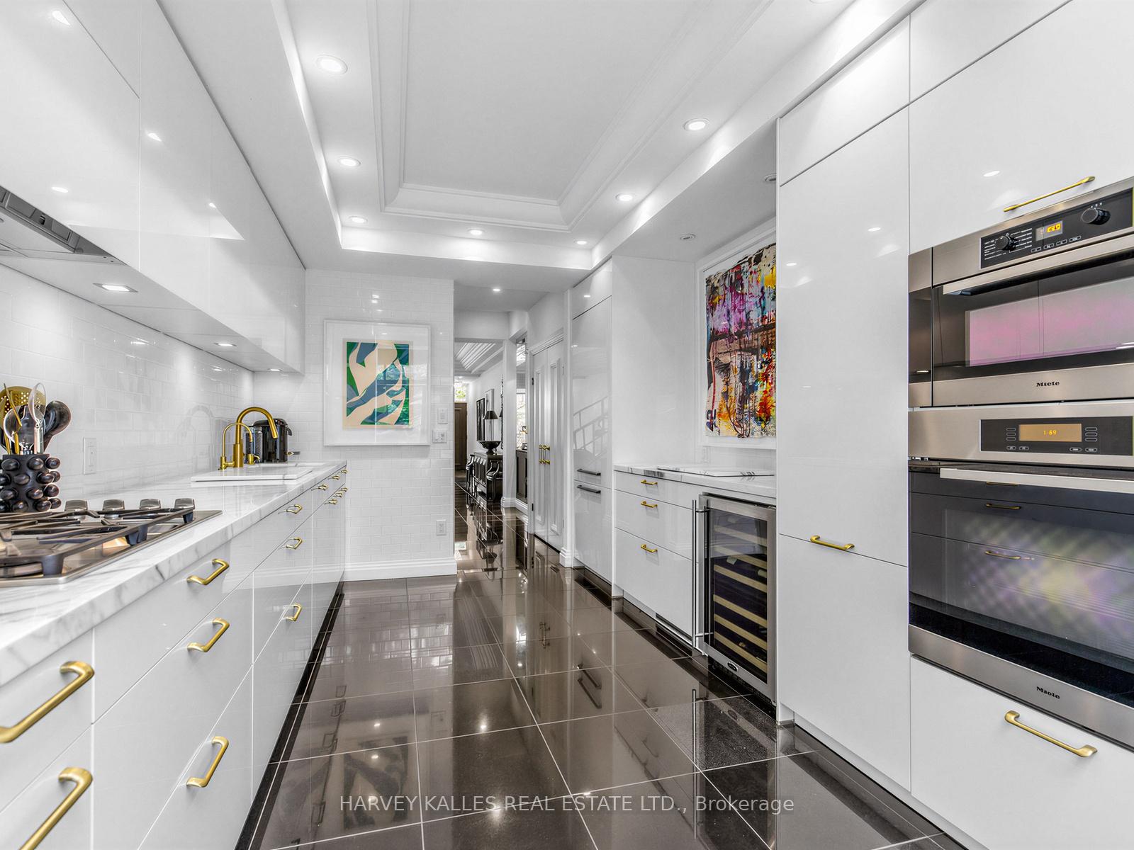 Photo 9 of 32 Bernard Avenue, Toronto, The Annex — HOMEH