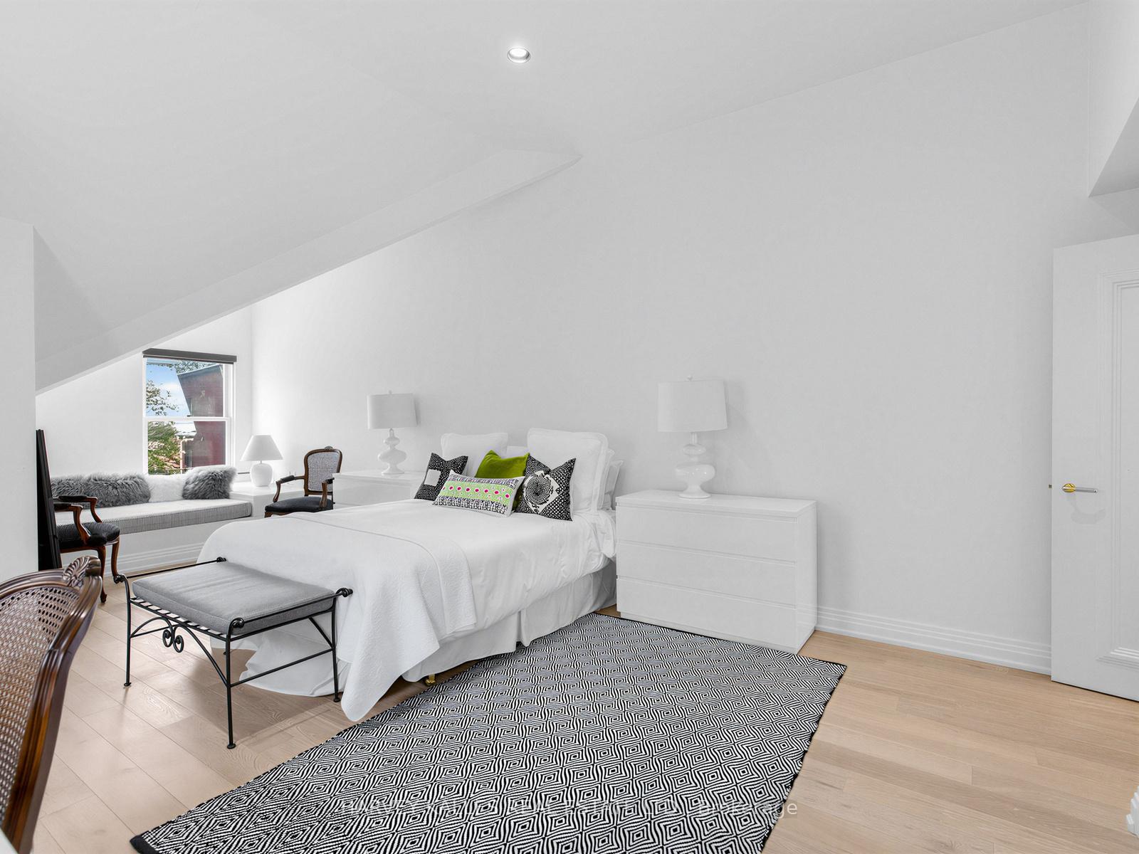 Photo 19 of 32 Bernard Avenue, Toronto, The Annex — HOMEH
