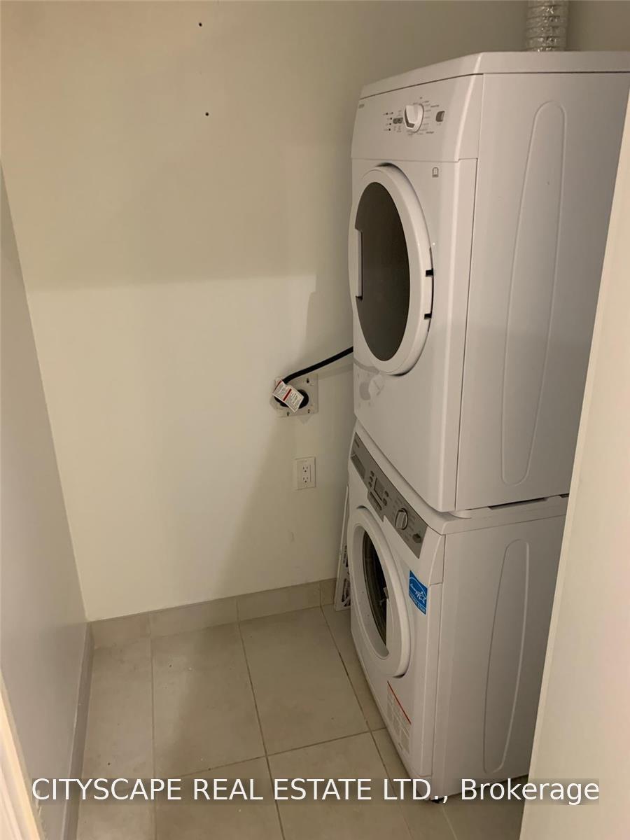 Photo 11 of Unit 606, 501 St. Clair Avenue W, Toronto, Casa Loma — HOMEH