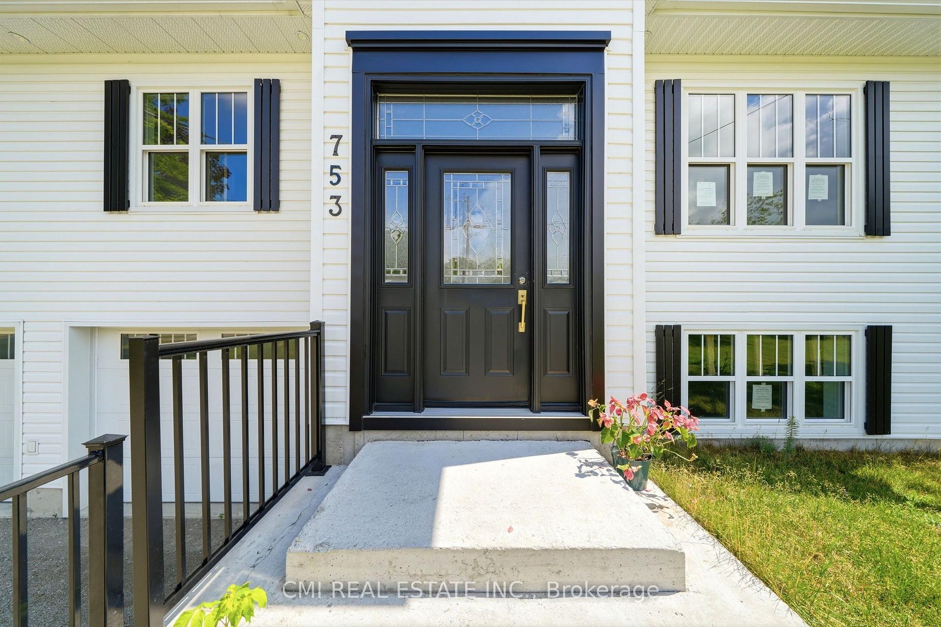 Photo 7 of 753 Fifth Avenue, Tay, Port McNicoll — HOMEH