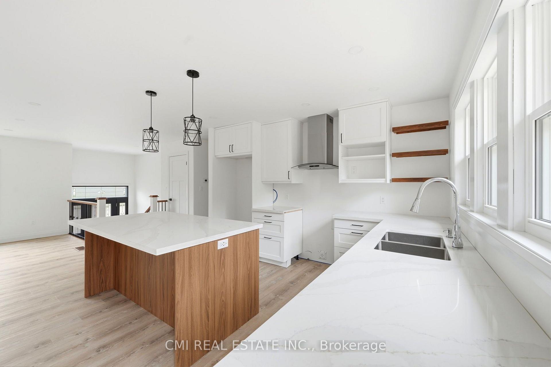 Photo 14 of 753 Fifth Avenue, Tay, Port McNicoll — HOMEH
