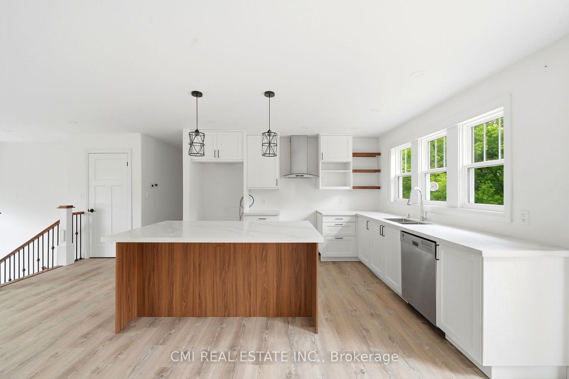 Photo 16 of 753 Fifth Avenue, Tay, Port McNicoll — HOMEH