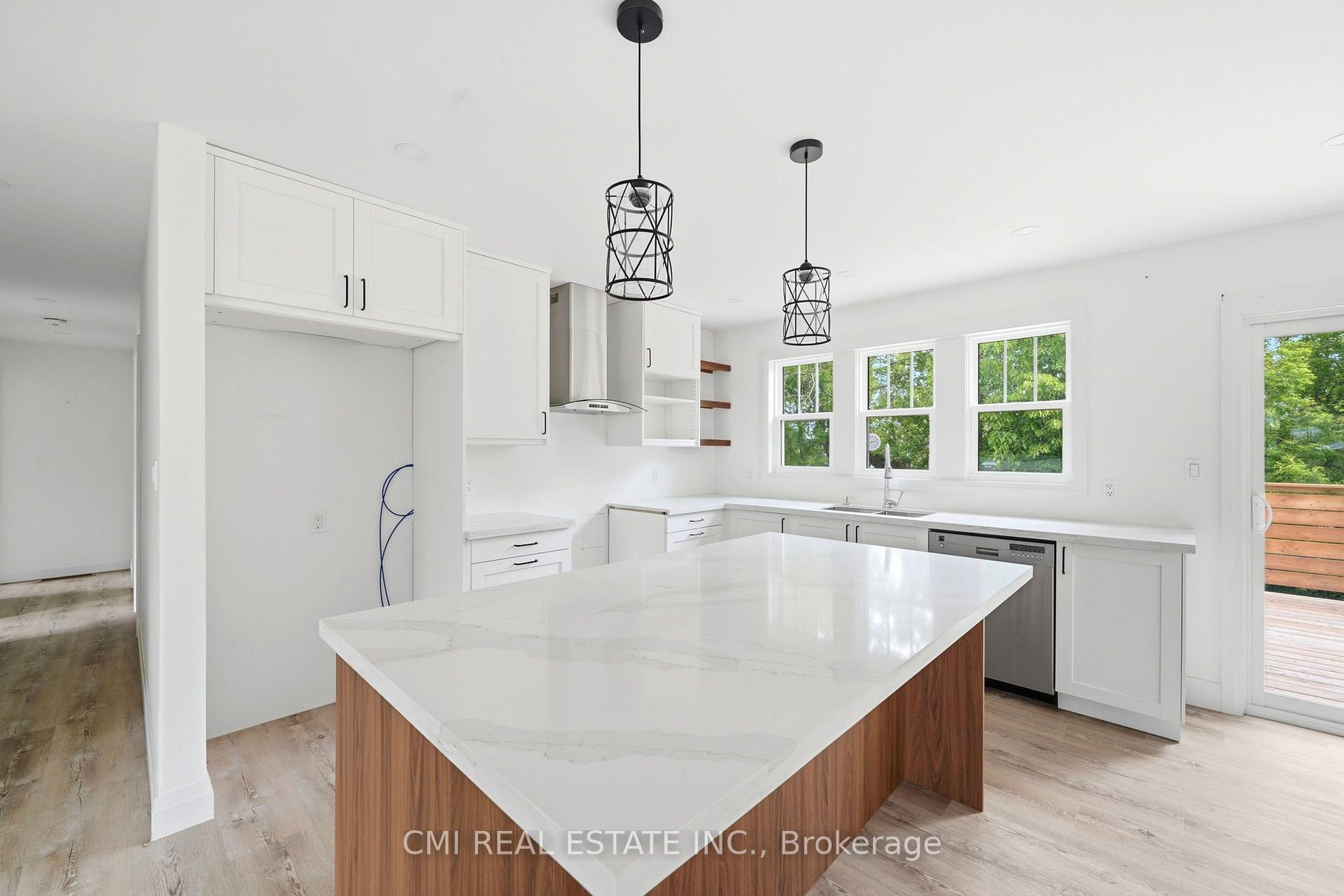Photo 17 of 753 Fifth Avenue, Tay, Port McNicoll — HOMEH