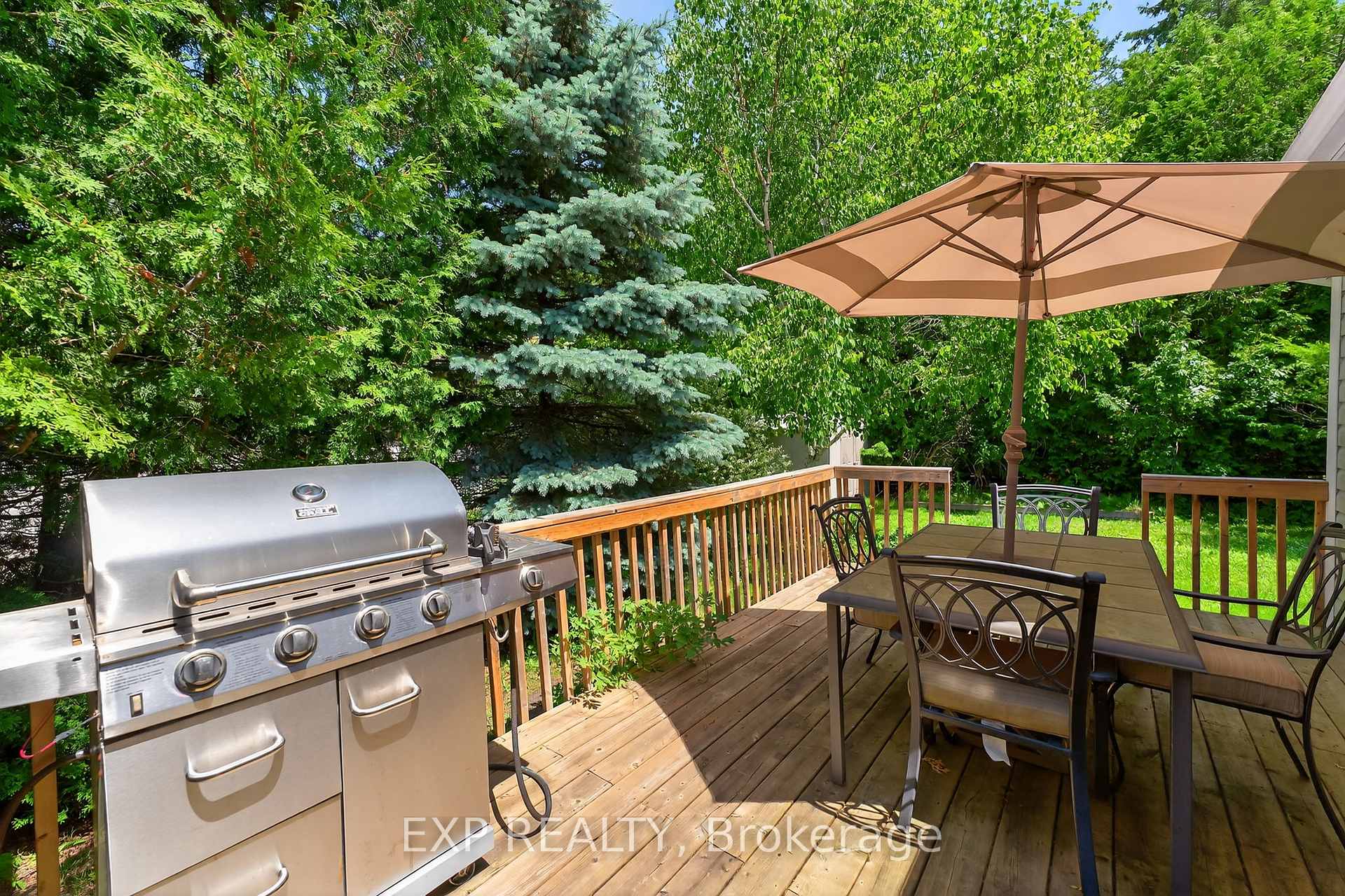 Photo 19 of 30 Illinois Crescent, Wasaga Beach — HOMEH