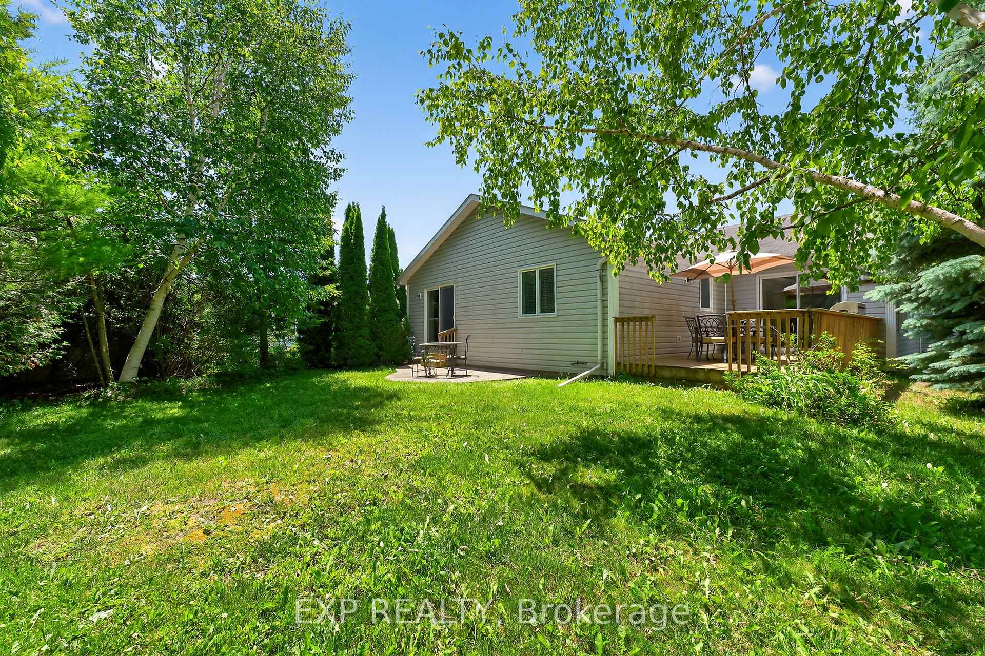Photo 21 of 30 Illinois Crescent, Wasaga Beach — HOMEH