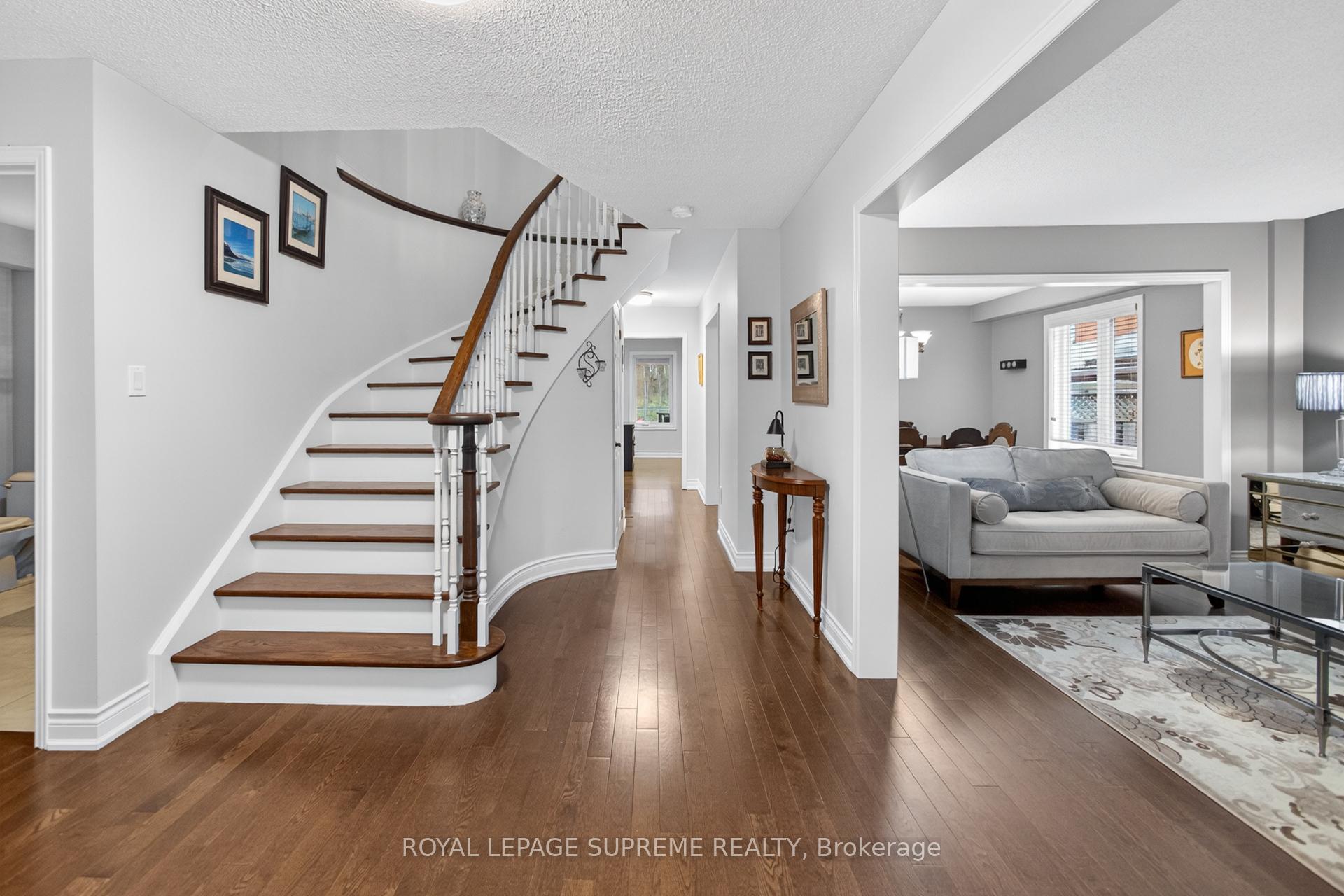 Photo 7 of 88 Empress Road, Vaughan, Maple — HOMEH
