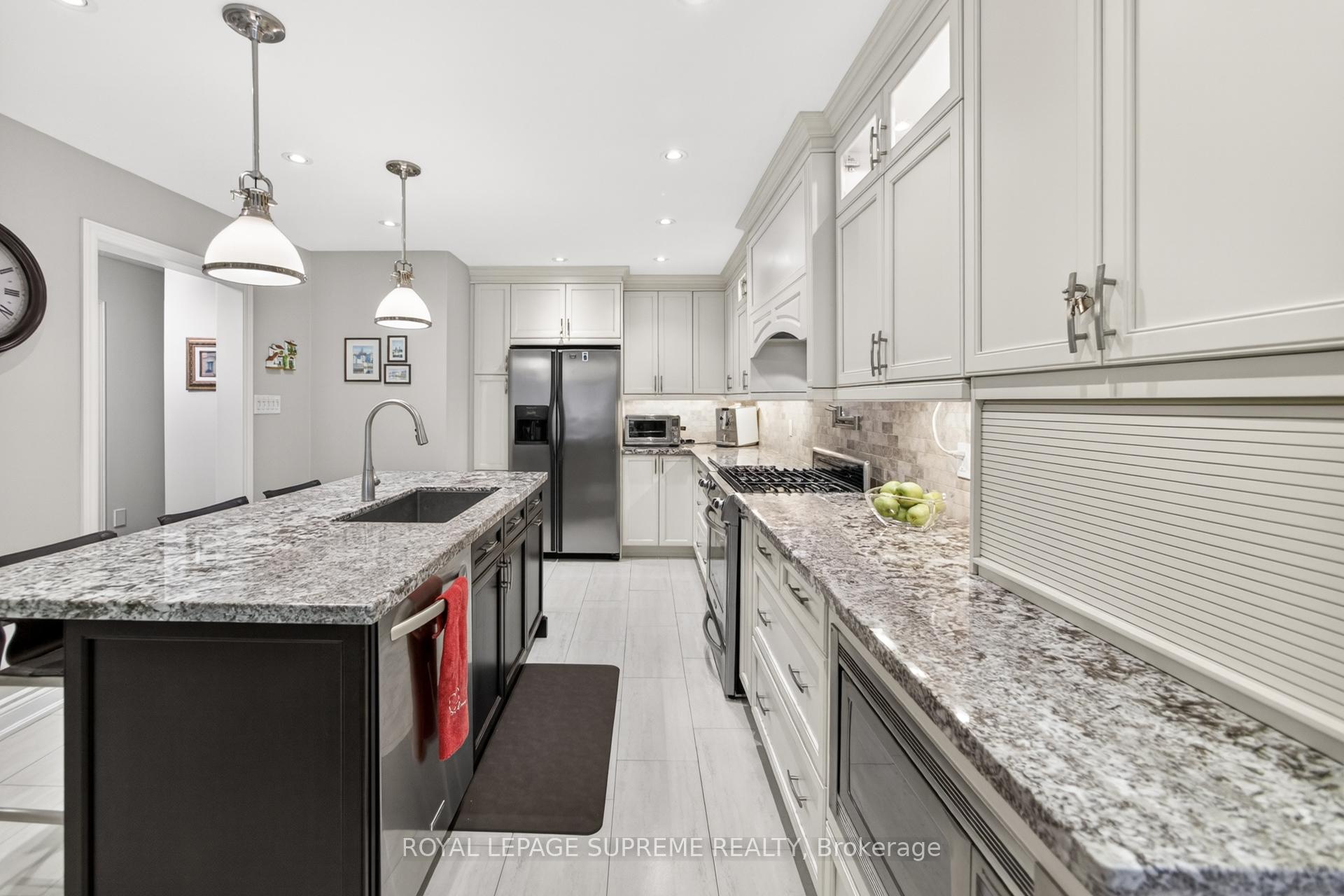 Photo 19 of 88 Empress Road, Vaughan, Maple — HOMEH