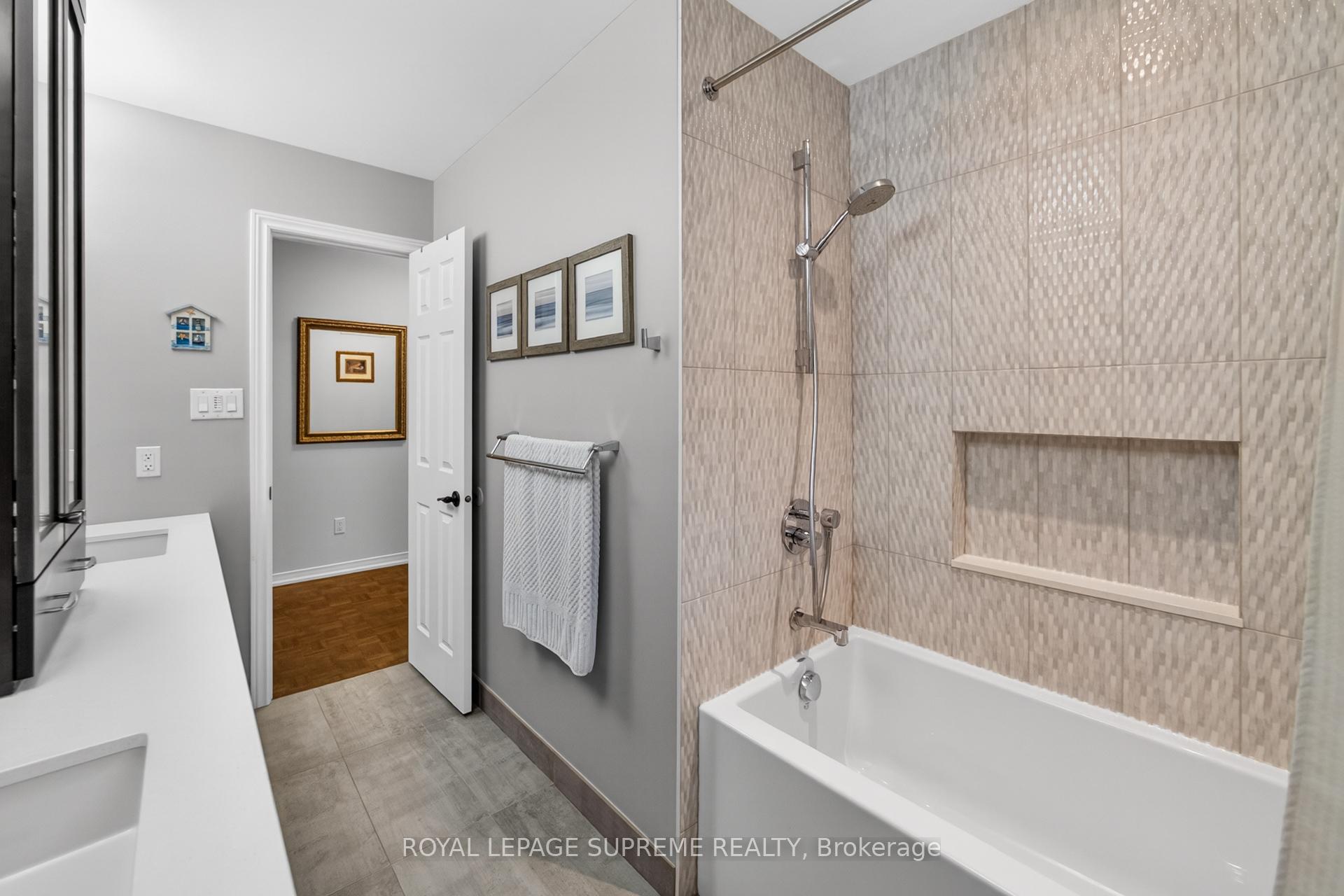 Photo 38 of 88 Empress Road, Vaughan, Maple — HOMEH