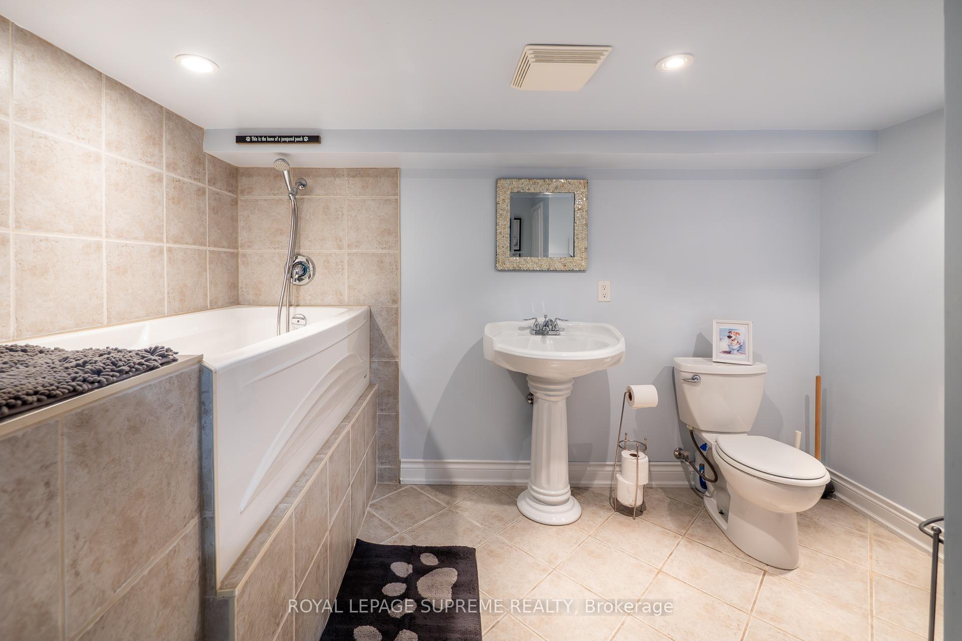 Photo 41 of 88 Empress Road, Vaughan, Maple — HOMEH