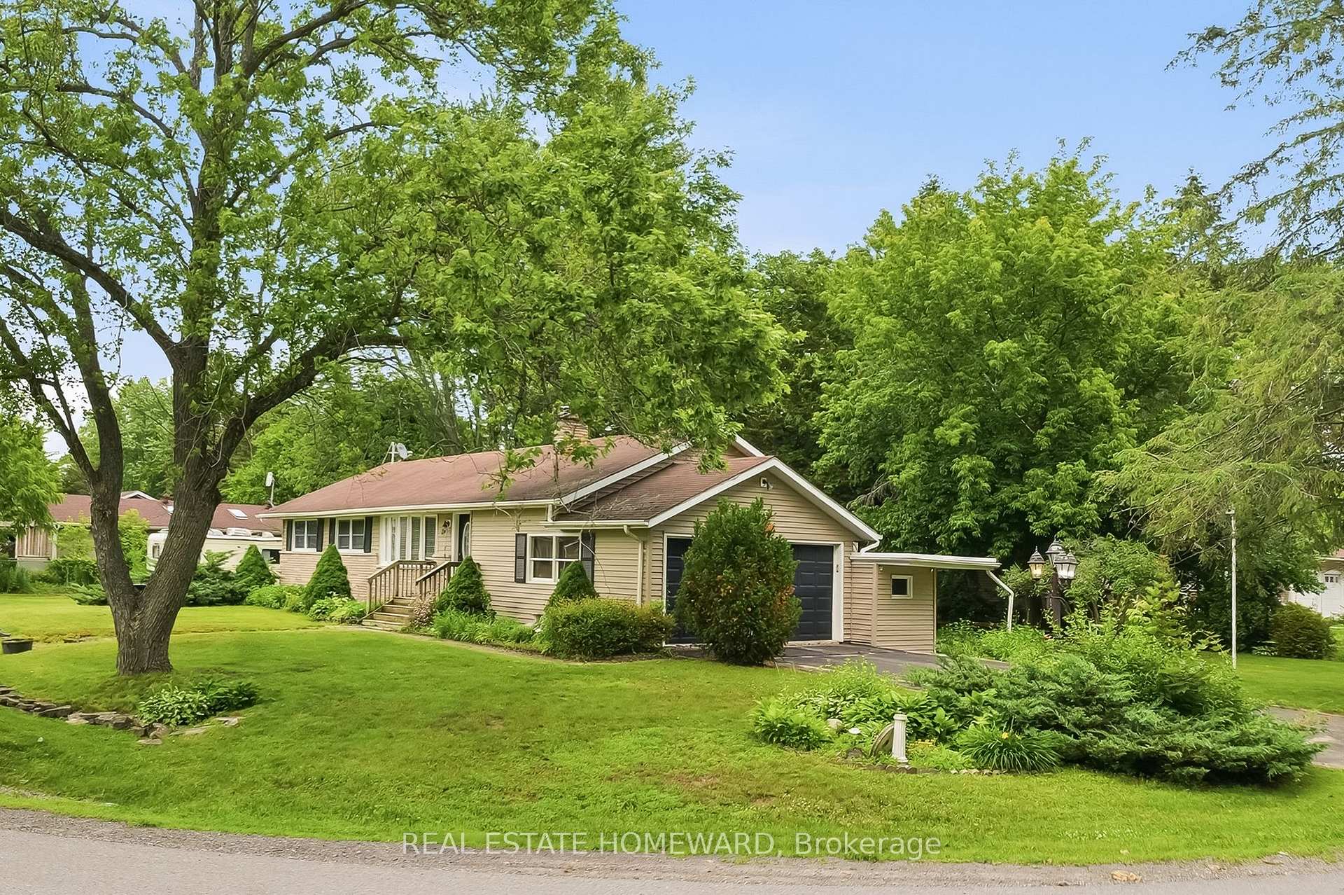 Photo 1 of 4 Wayne Crescent, Quinte West, Murray Ward — HOMEH