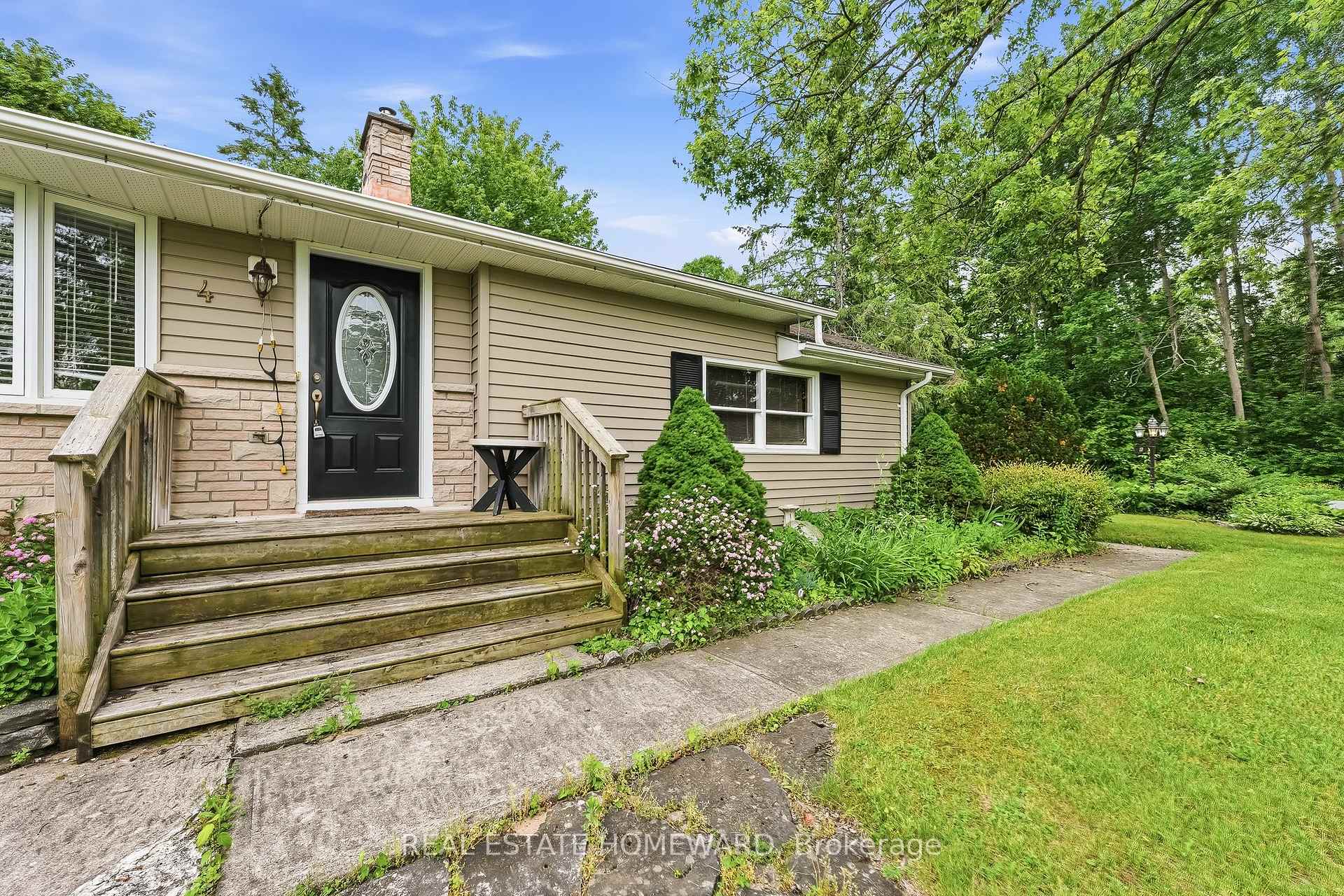Photo 6 of 4 Wayne Crescent, Quinte West, Murray Ward — HOMEH