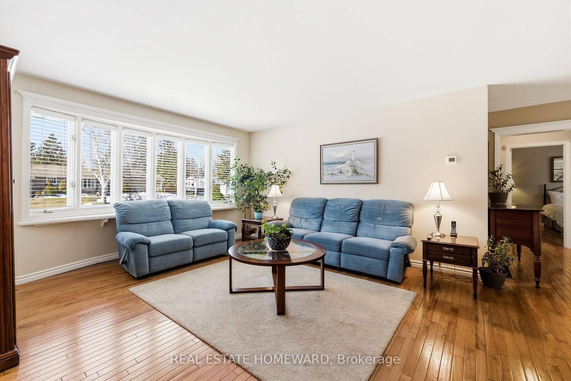 Photo 13 of 4 Wayne Crescent, Quinte West, Murray Ward — HOMEH